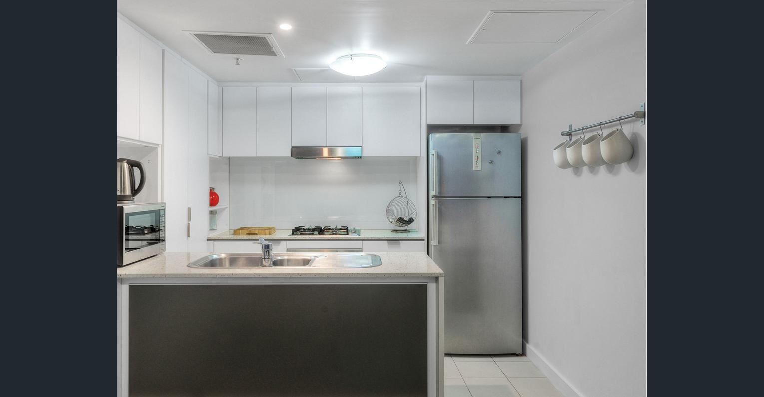 1011/108 Albert Street, Brisbane City, QLD 4000