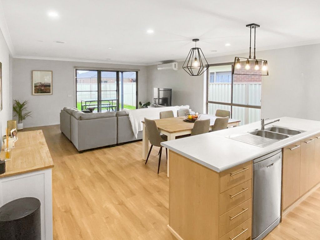 23 Warbler Street, Pakenham, VIC 3810