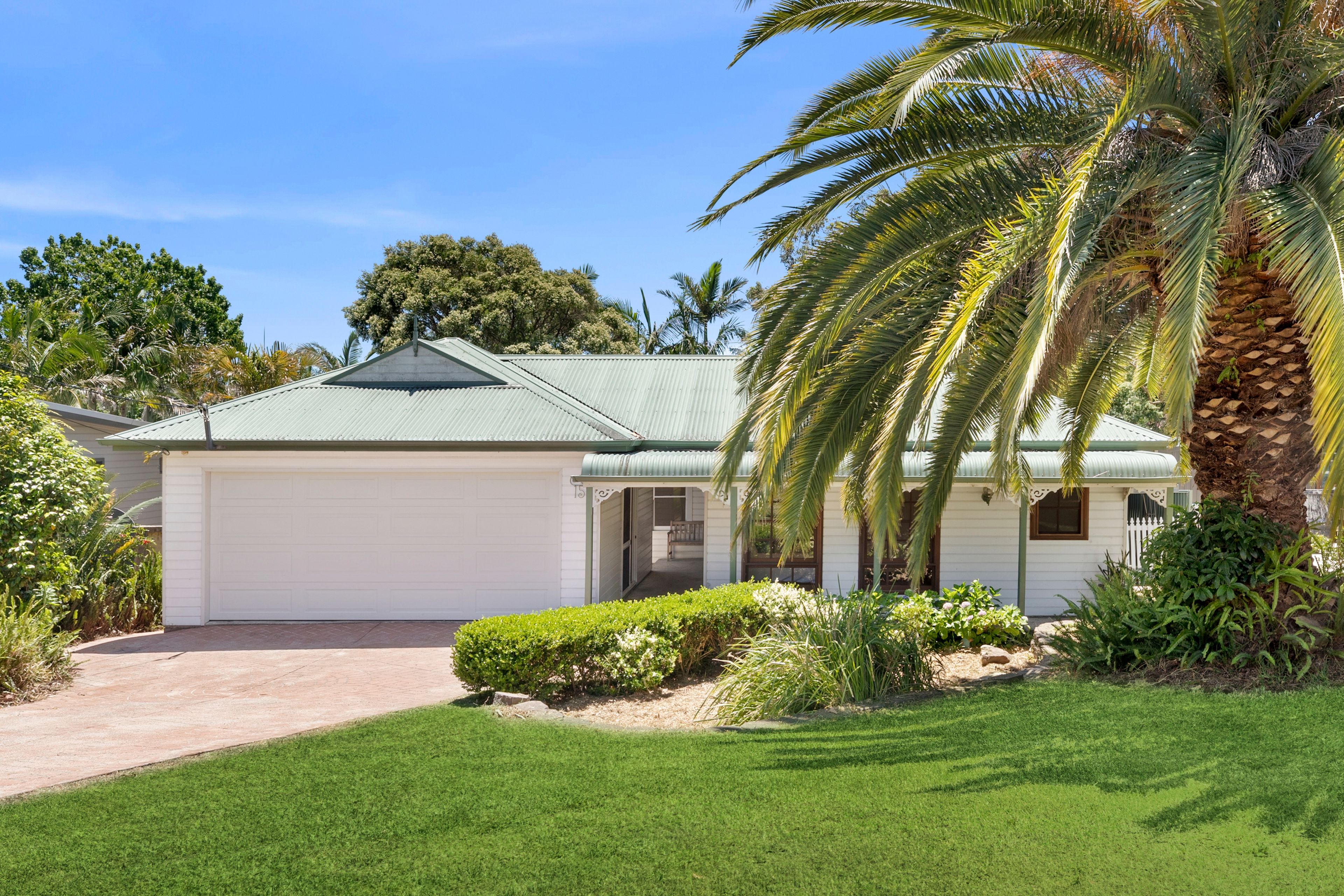 15 Fourth Avenue , Loftus NSW 2232