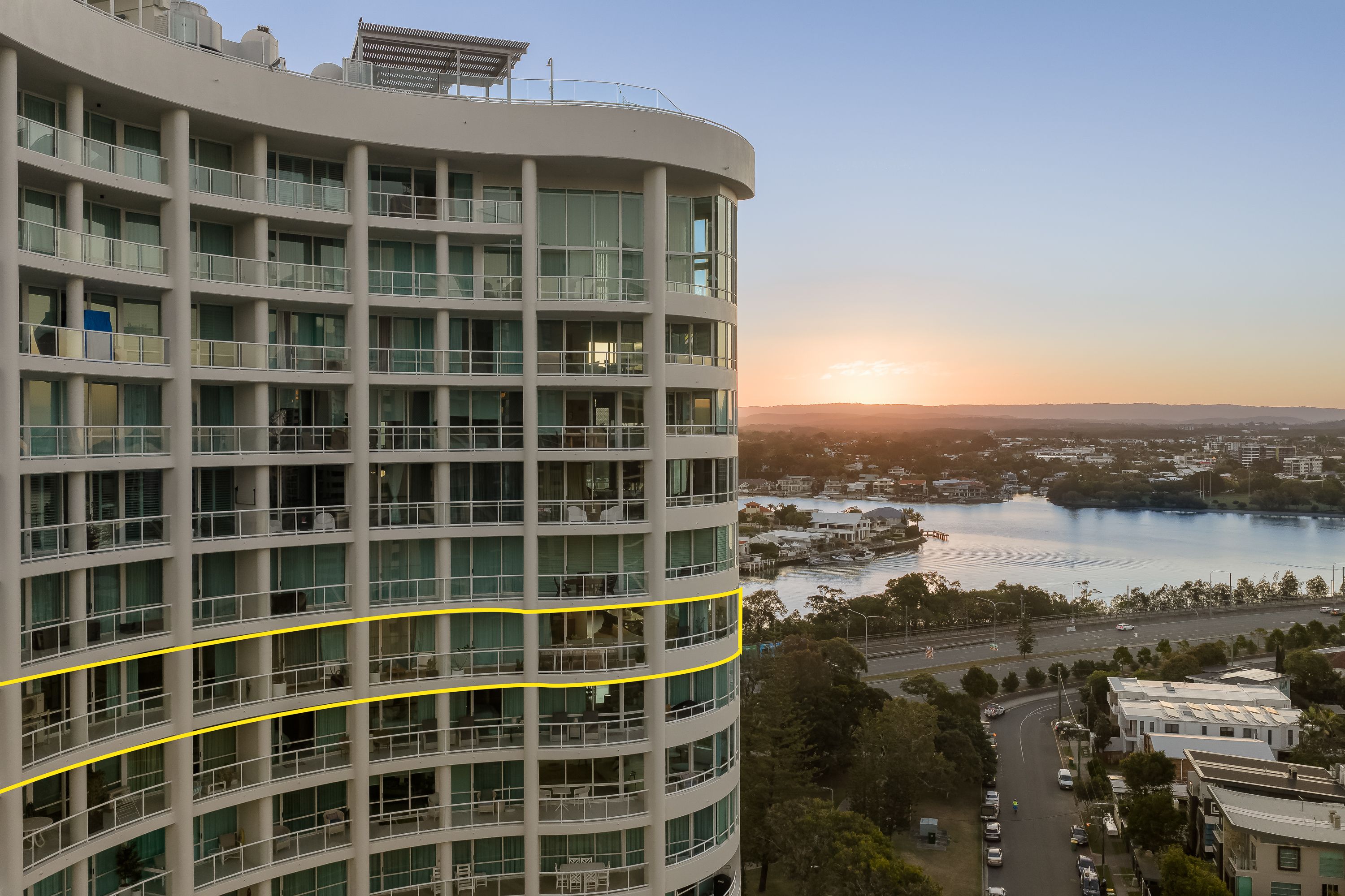 45/3 Tedder Avenue, Main Beach, QLD 4217