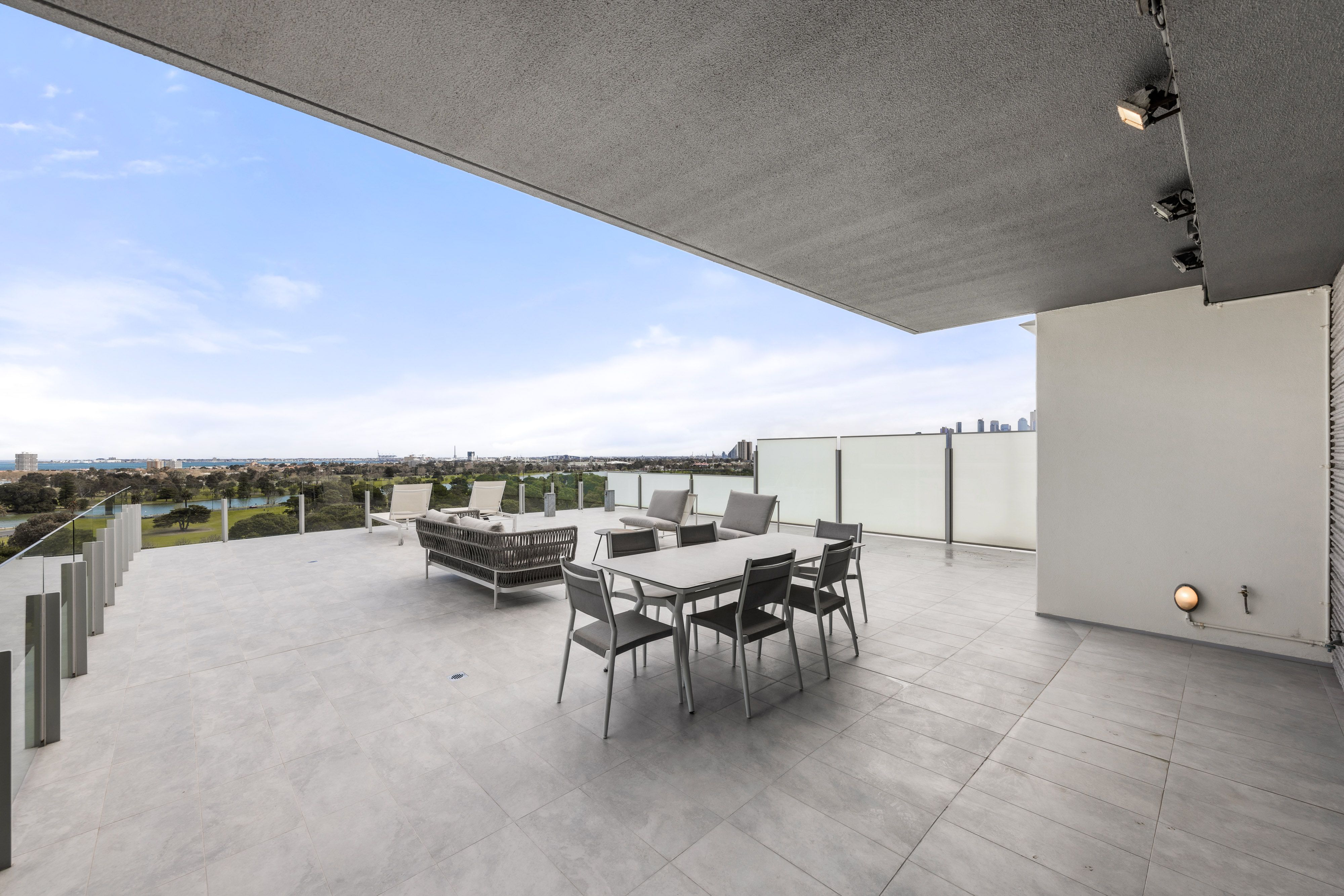 901/1 Roy Street, Melbourne, VIC 3004