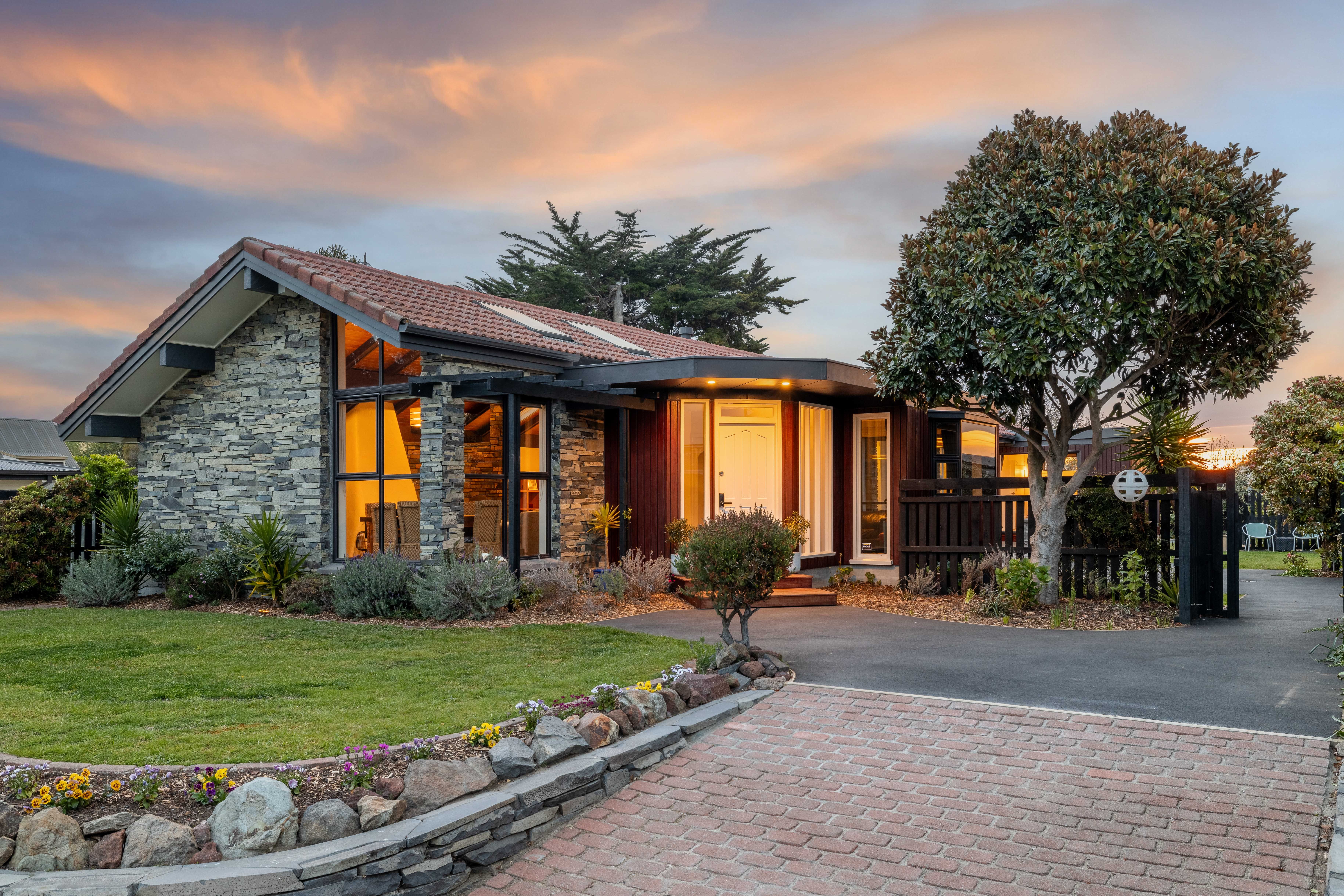 196 Keyes Road, North New Brighton, Christchurch City 8083 House for