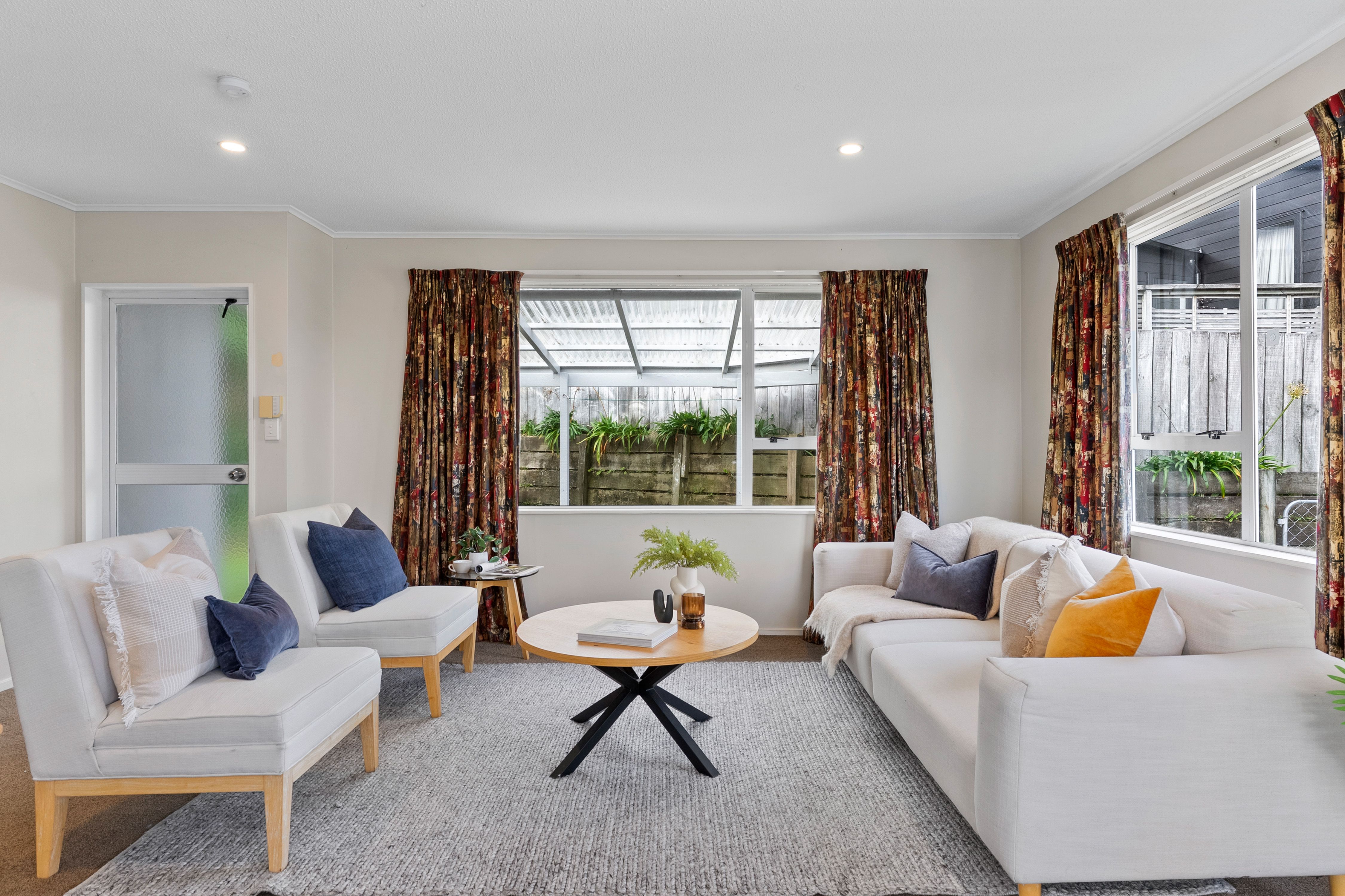 12 Evesham Place, Newlands, Wellington City