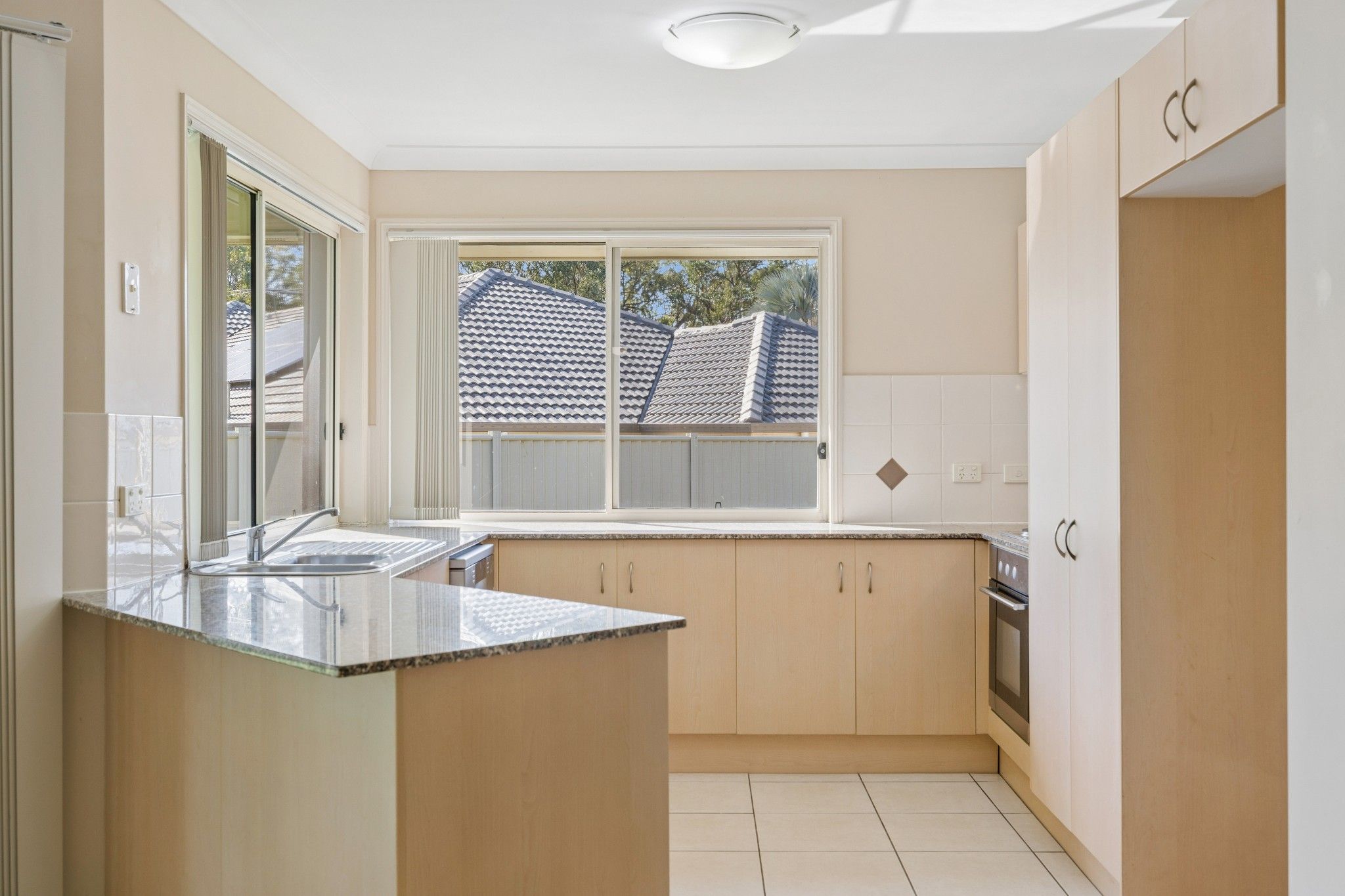 6 Greenway Place — photo 21 of 30