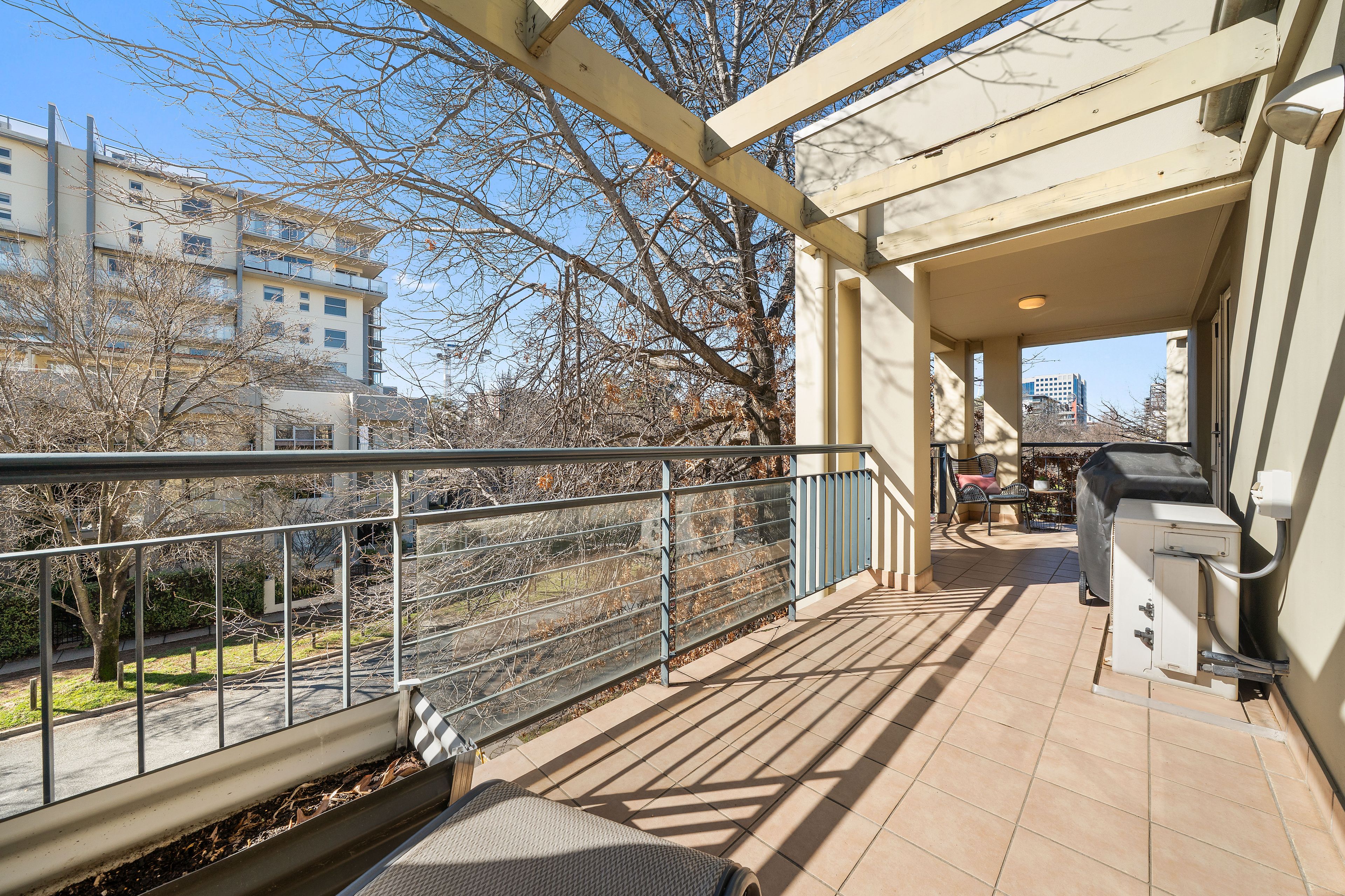 11/7 Gould Street — photo 16 of 17