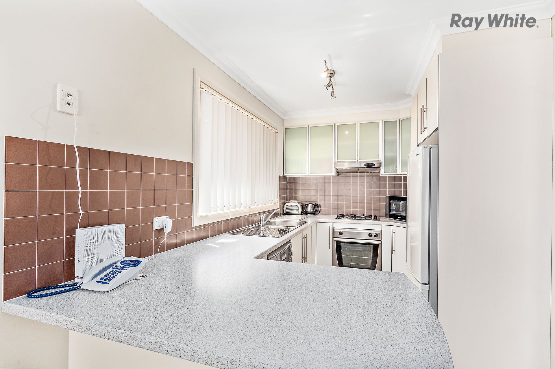 2 MacAlister Terrace, Albion Park, NSW 2527