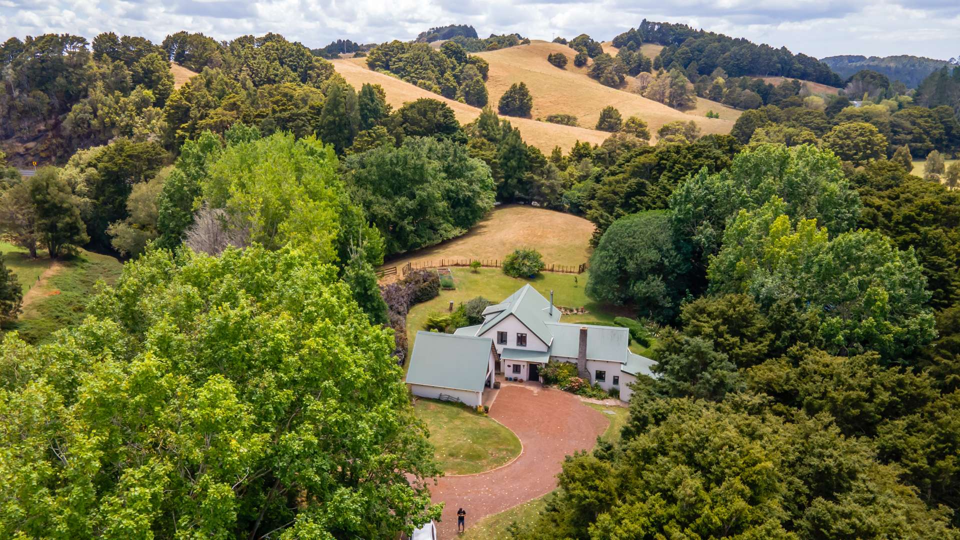 196 Tomarata Valley Road photo 32