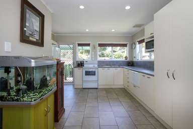 2/32 Miltonia Avenue, Te Atatu South, Waitakere City