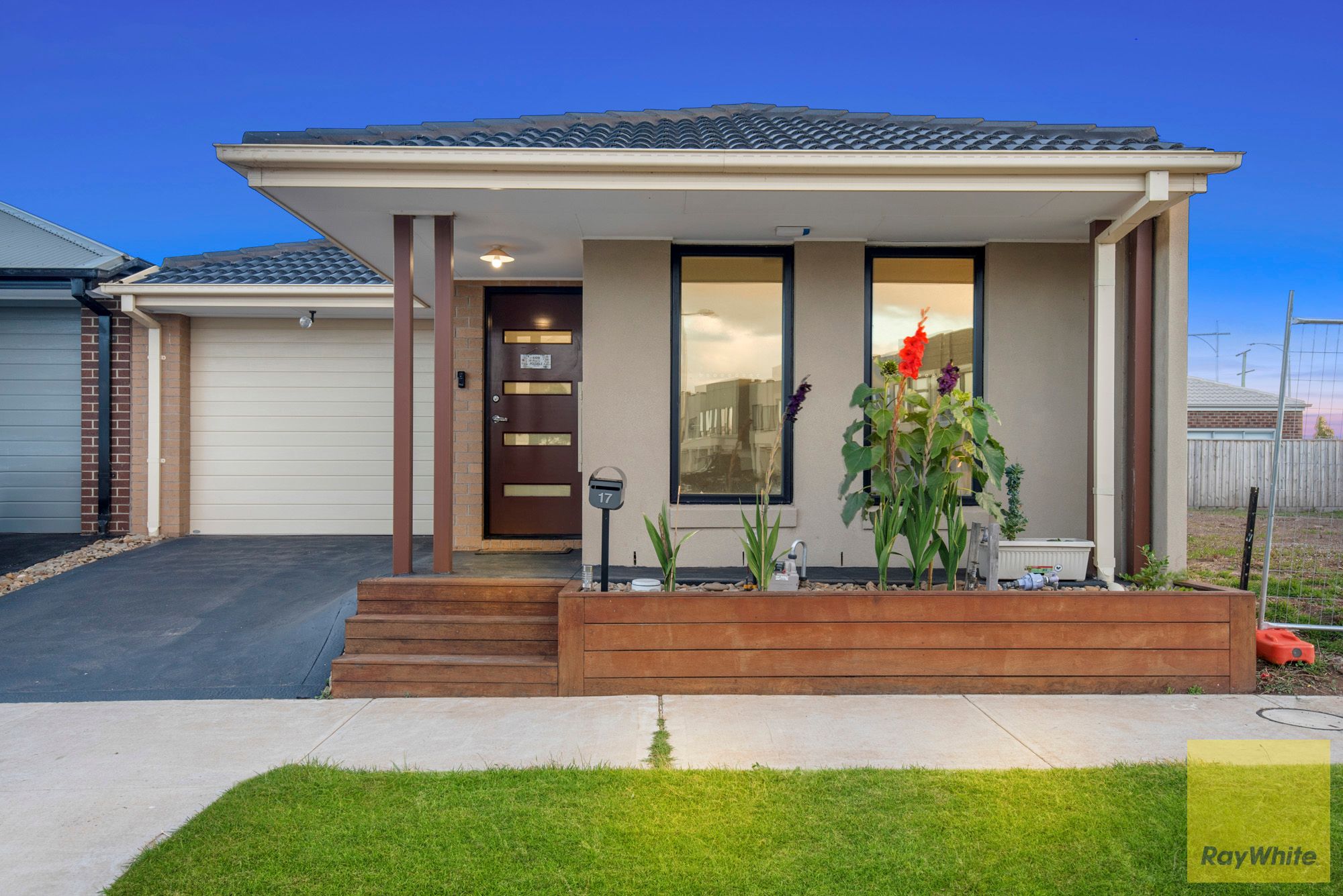 17 Montgomery Drive, Truganina, VIC 3029