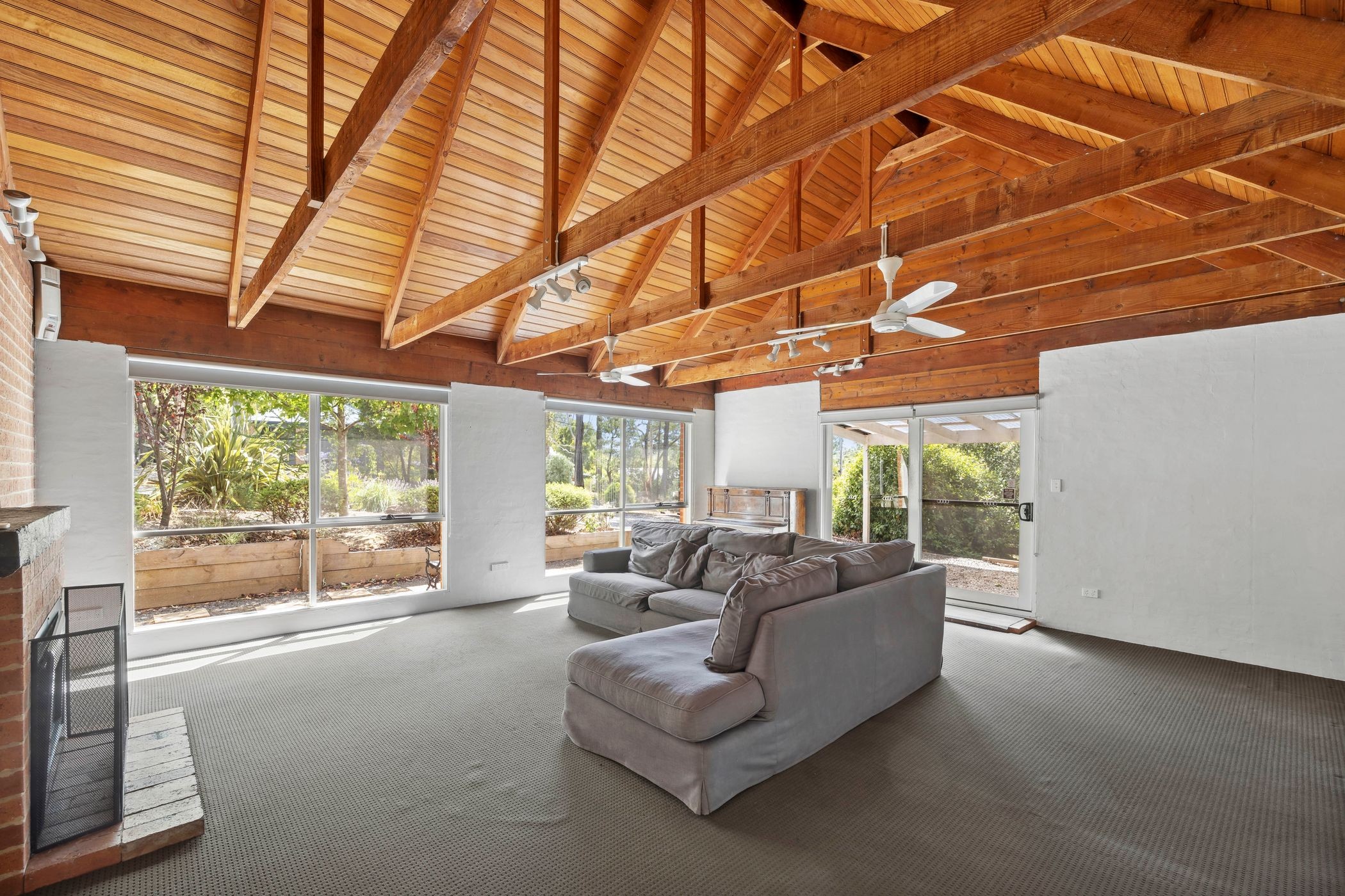 8 Kathryn Crescent, Woodend, VIC 3442