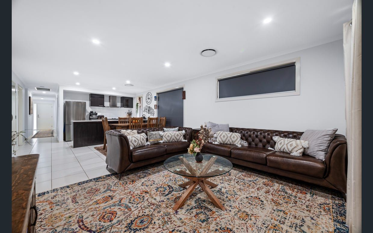 6 Reynolds Street — photo 4 of 13
