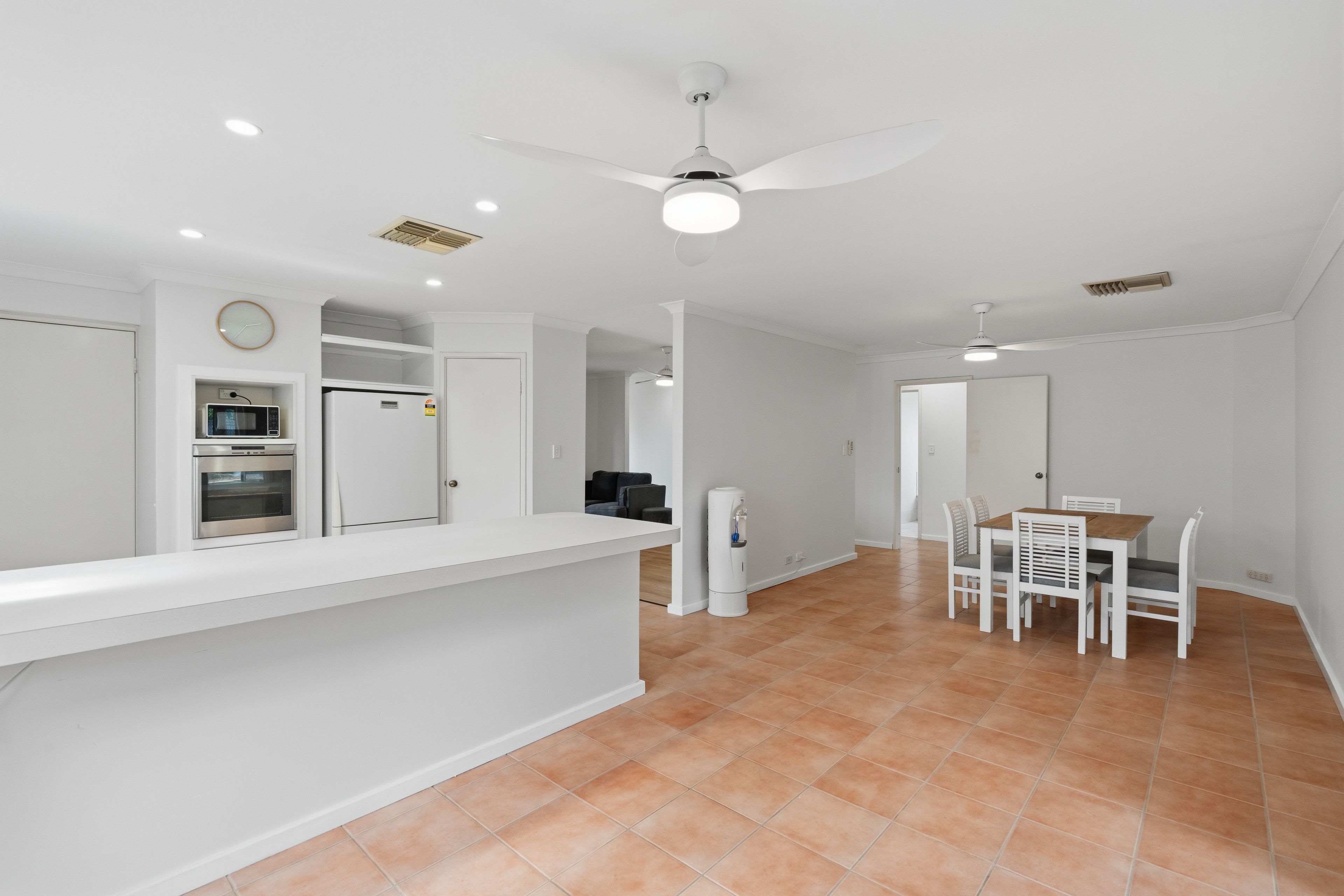 2 Courtland Crescent — photo 6 of 26