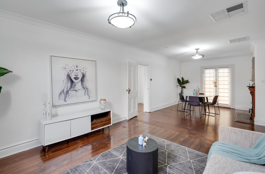 12 Lorne Avenue — photo 4 of 19