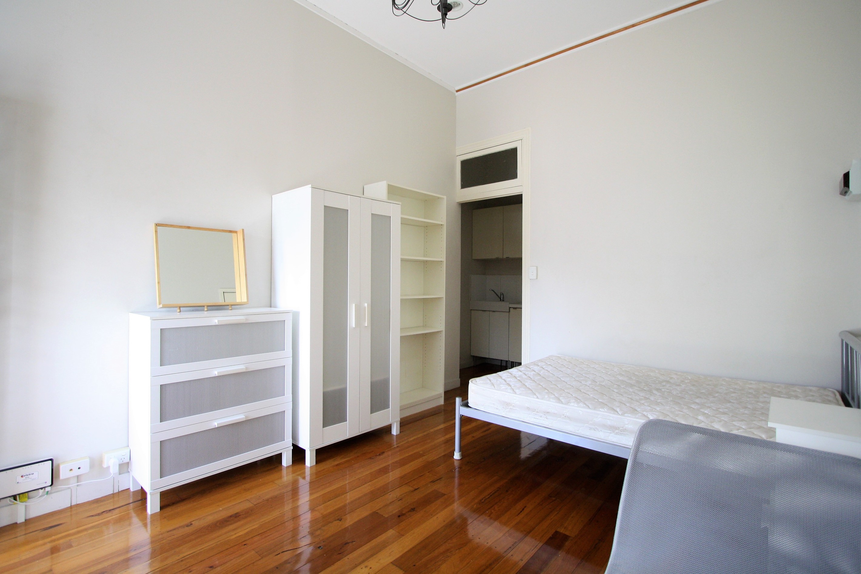 2A/12 Gladstone Road, Highgate Hill, QLD 4101