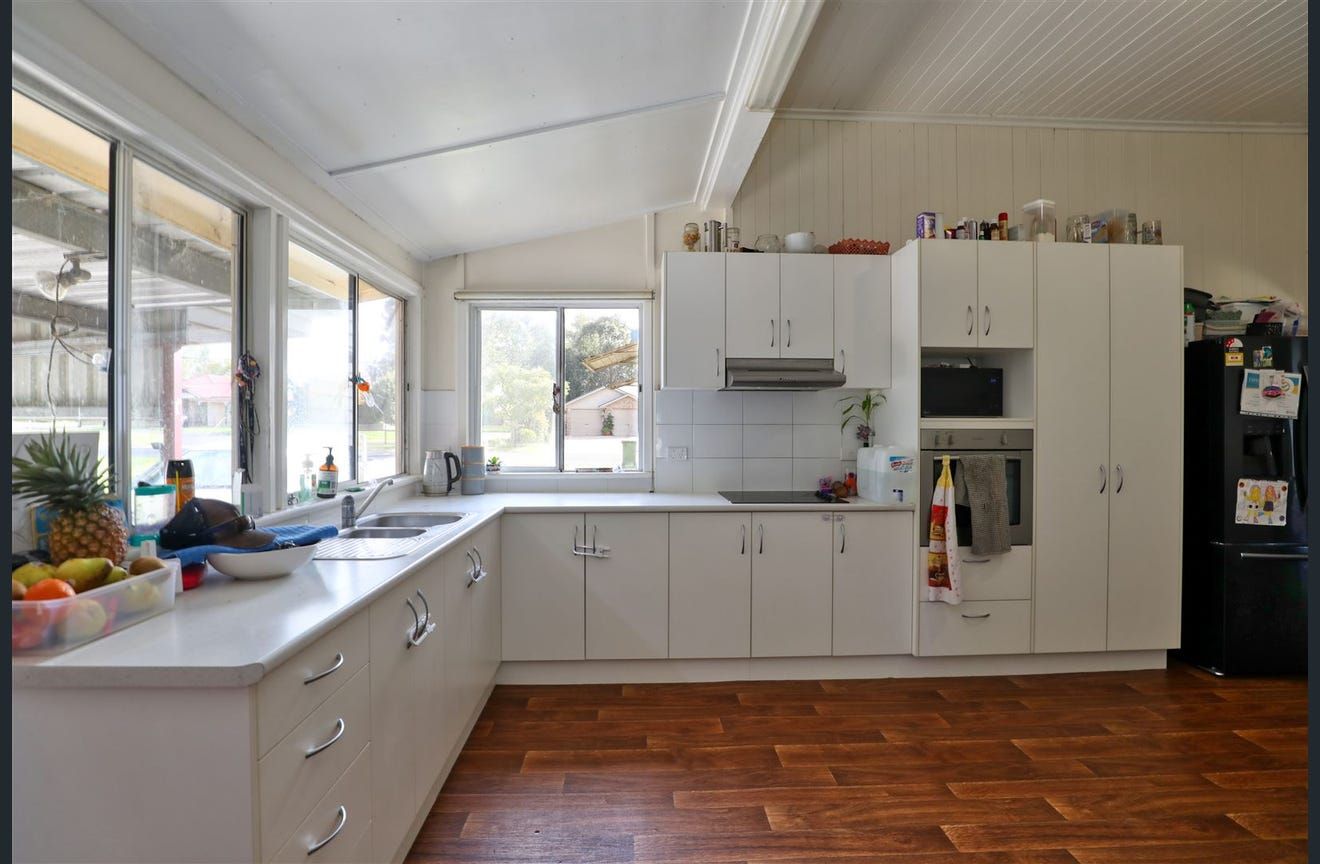 10 Cooper Street, Pittsworth, QLD 4356