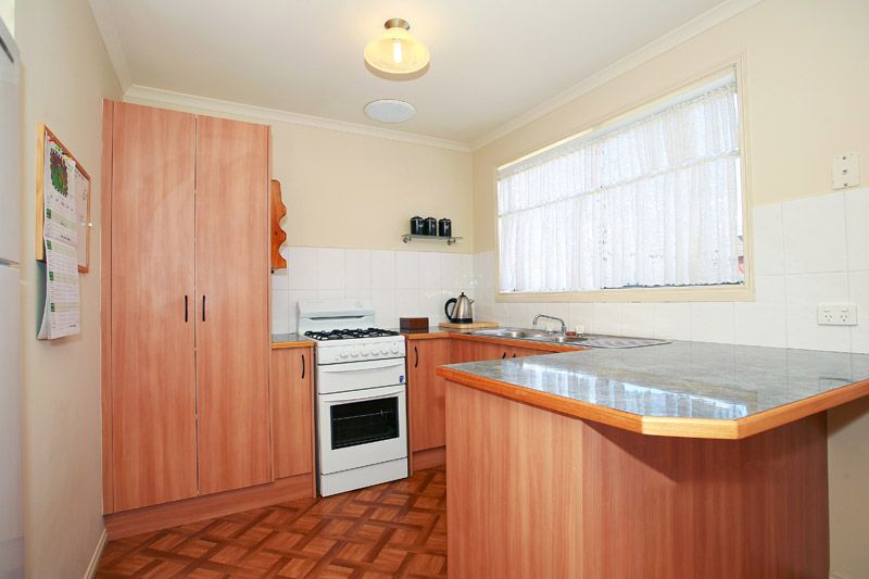 34 Stephellen Way, Cranbourne, VIC 3977
