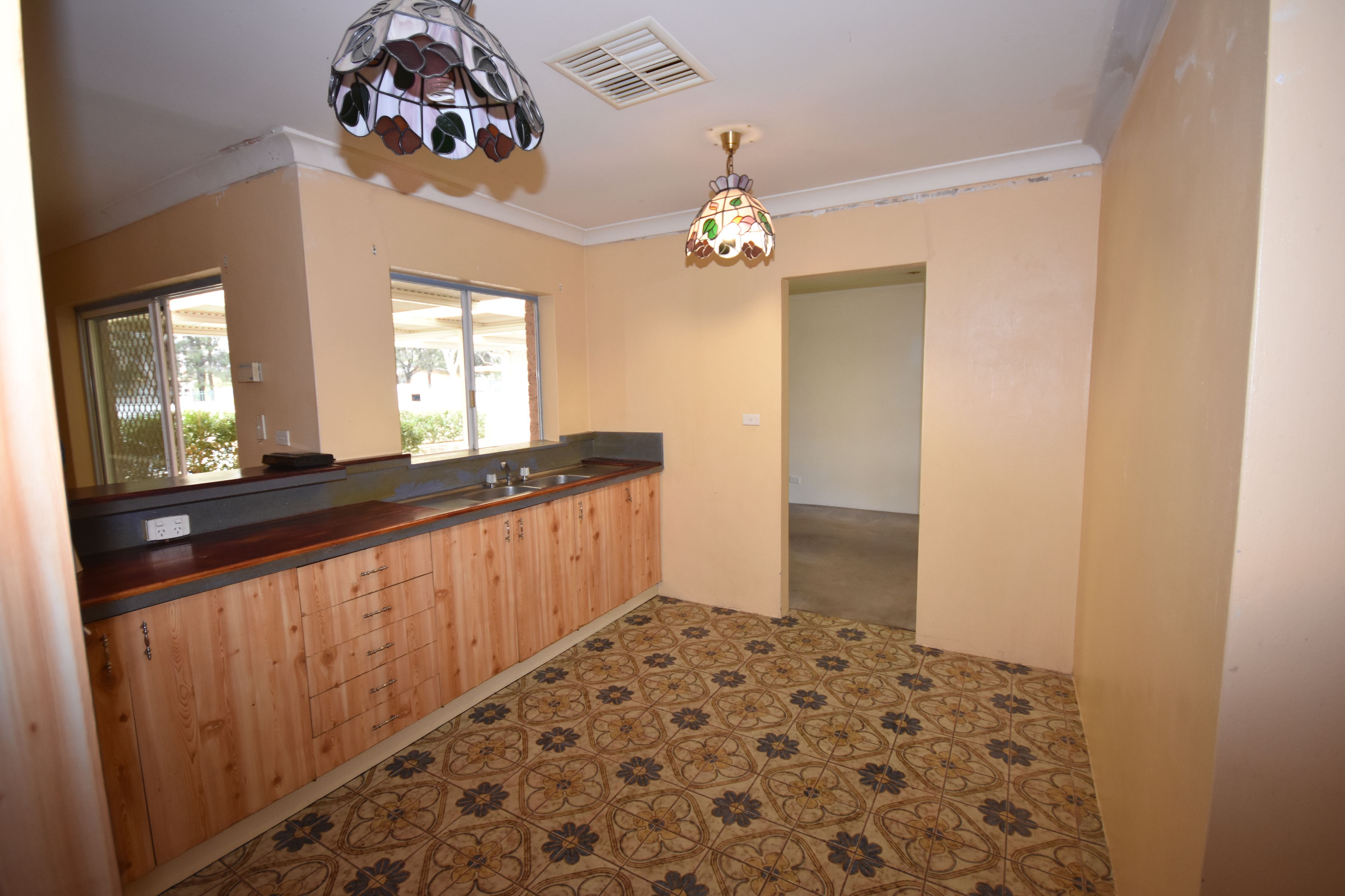 14 Clews Street, Dubbo, NSW 2830