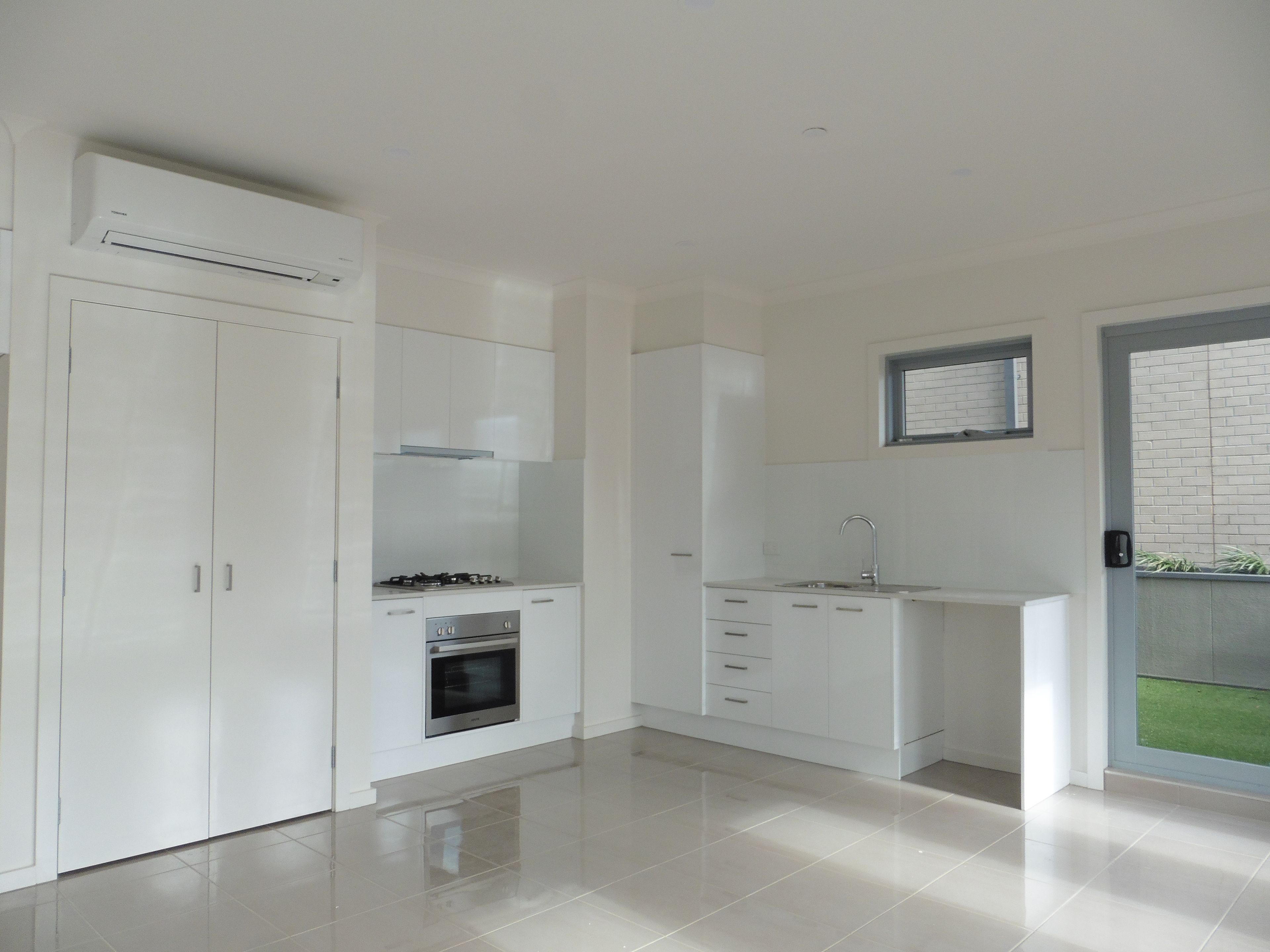 2/6-8 Podmore Street, Dandenong, VIC 3175