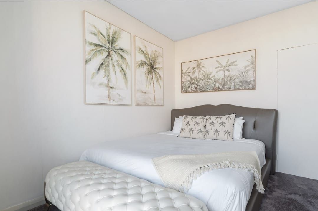 504/46 Amalfi Drive — photo 10 of 19