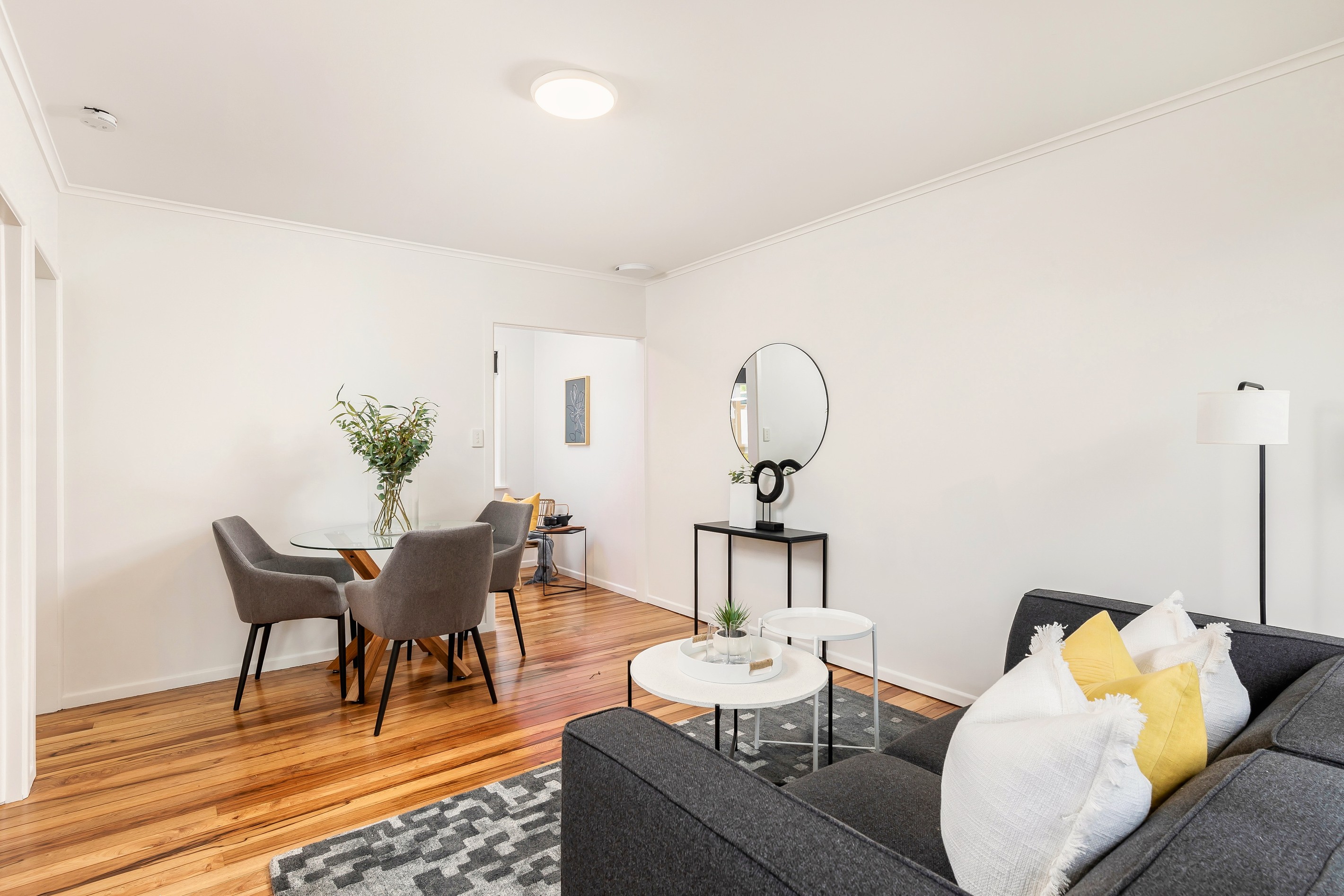 2/10 Walker Road, Point Chevalier, Auckland City