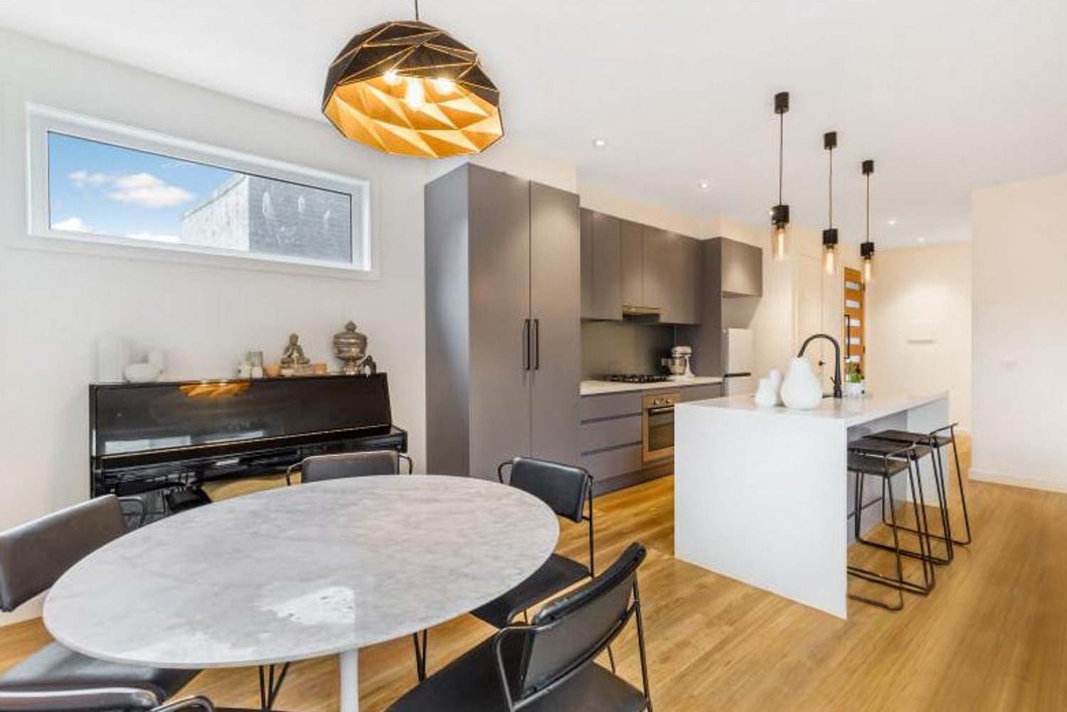 2/1 Bristol Avenue, Edithvale, VIC 3196