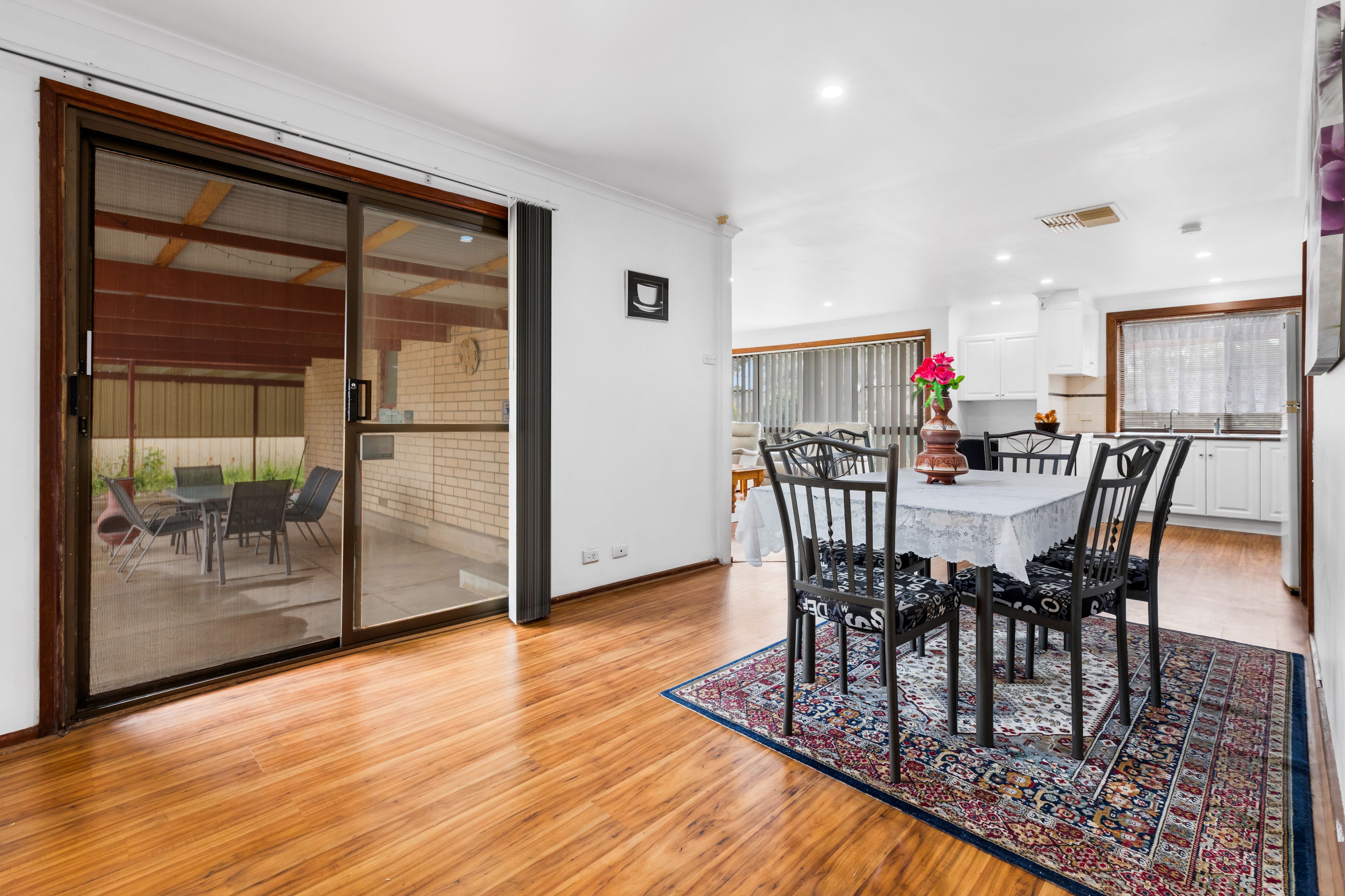 12 Palari Crescent — photo 11 of 26