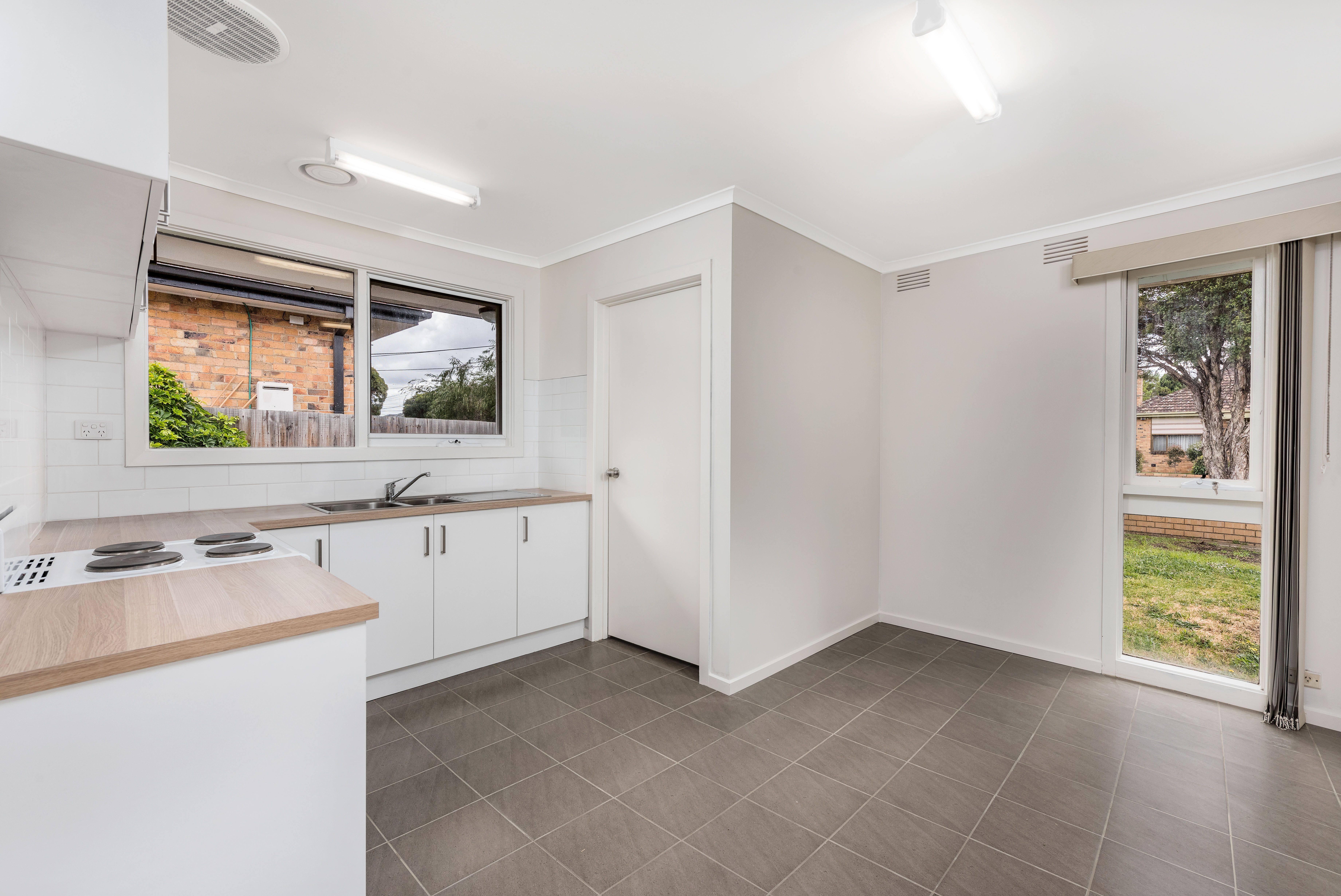 21/47 Rathcown Road, Reservoir, VIC 3073
