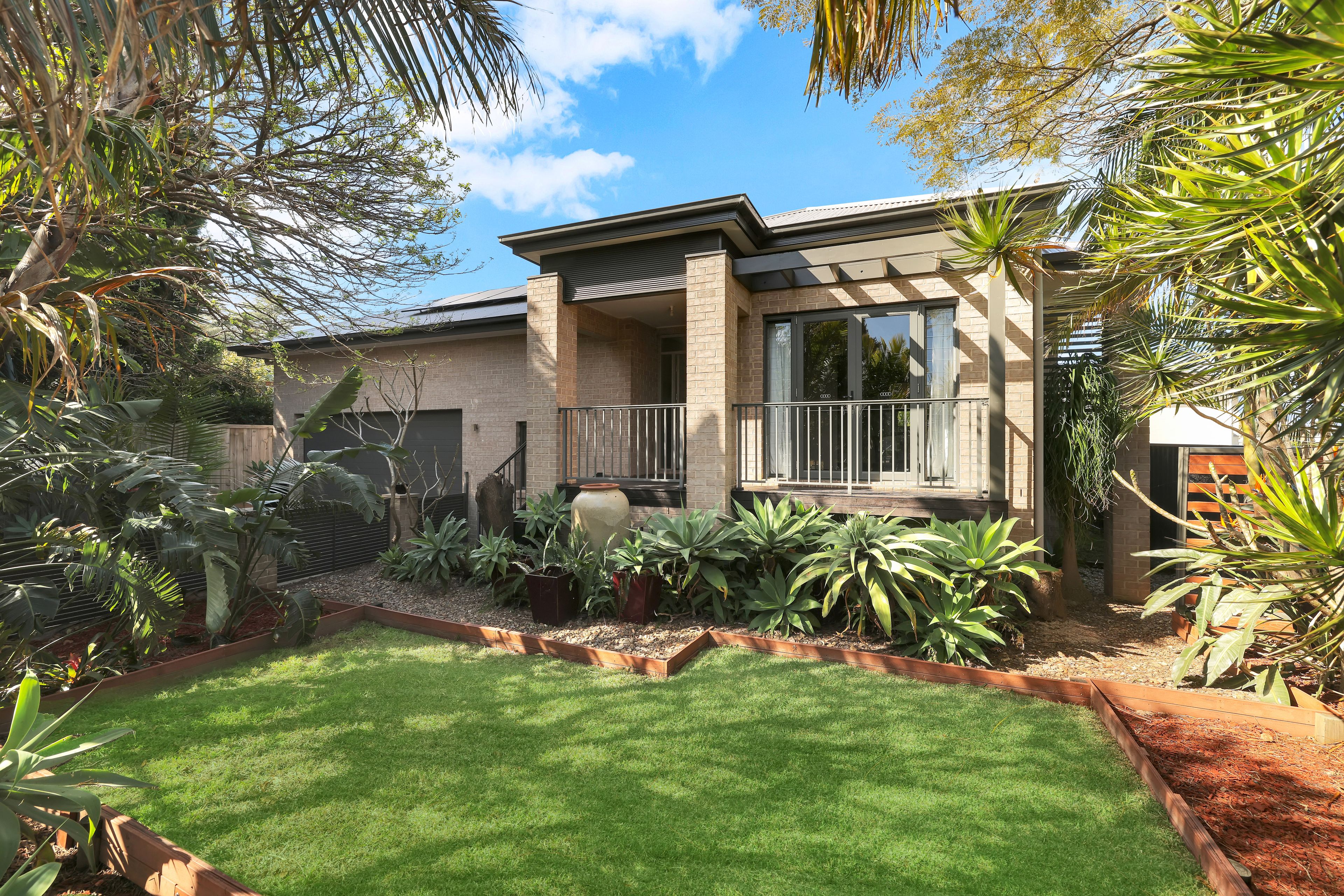 7 Hawthorn Avenue — photo from Ray White Shoalhaven Central Group
