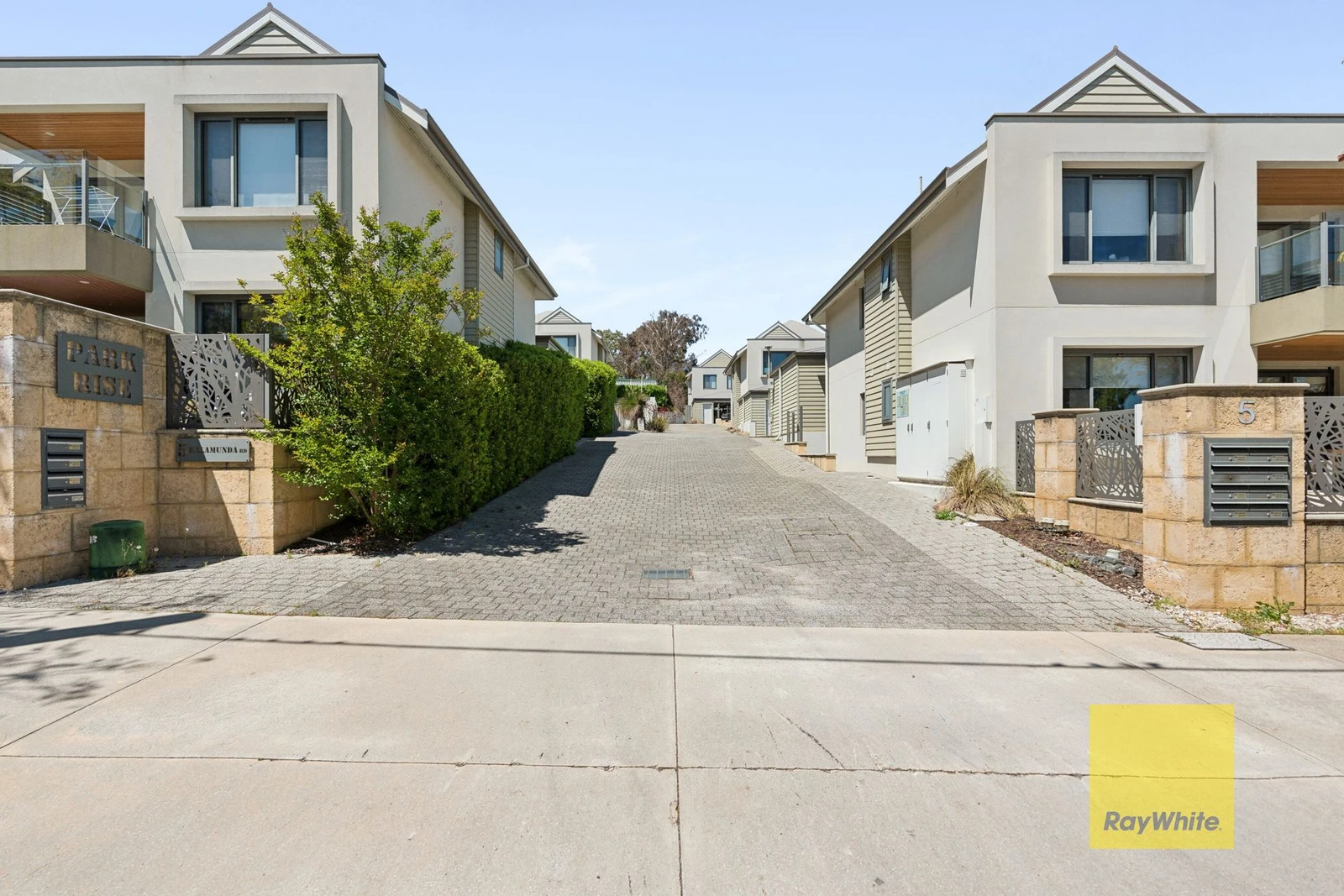 7/5 Kalamunda Road, Kalamunda, WA 6076