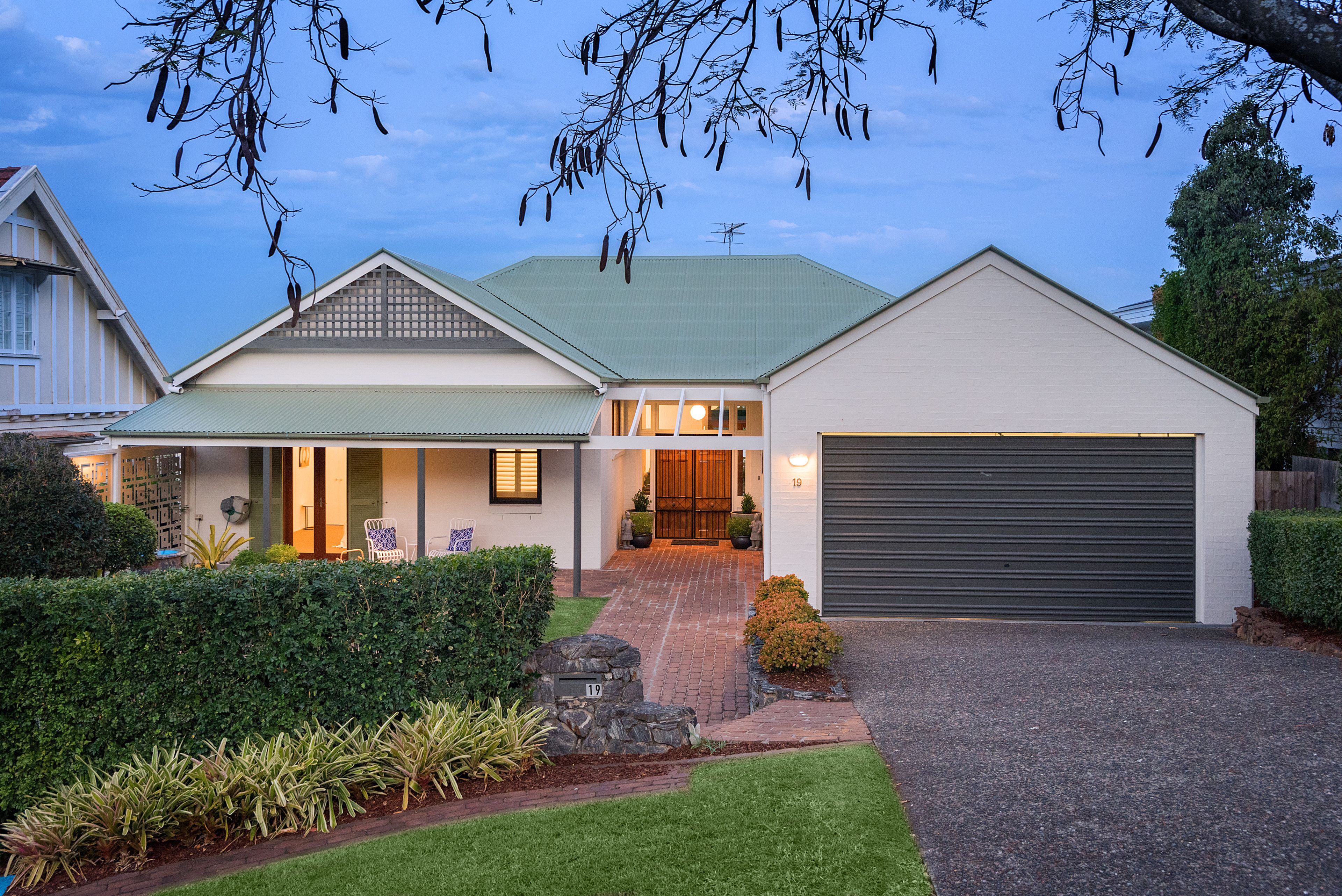19 Bale Street, Ascot QLD 4007