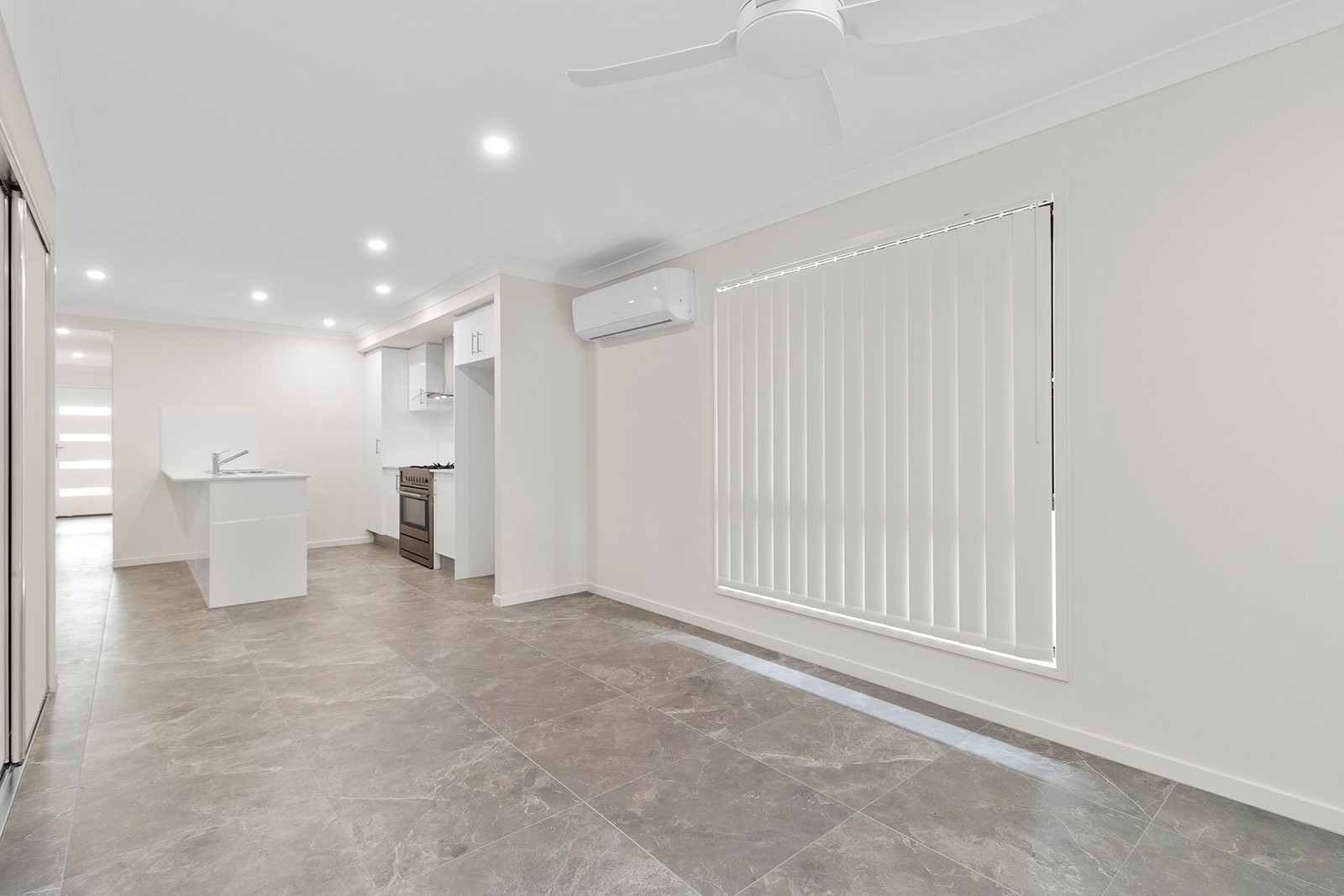 1/6 Elon Street, Park Ridge, QLD 4125