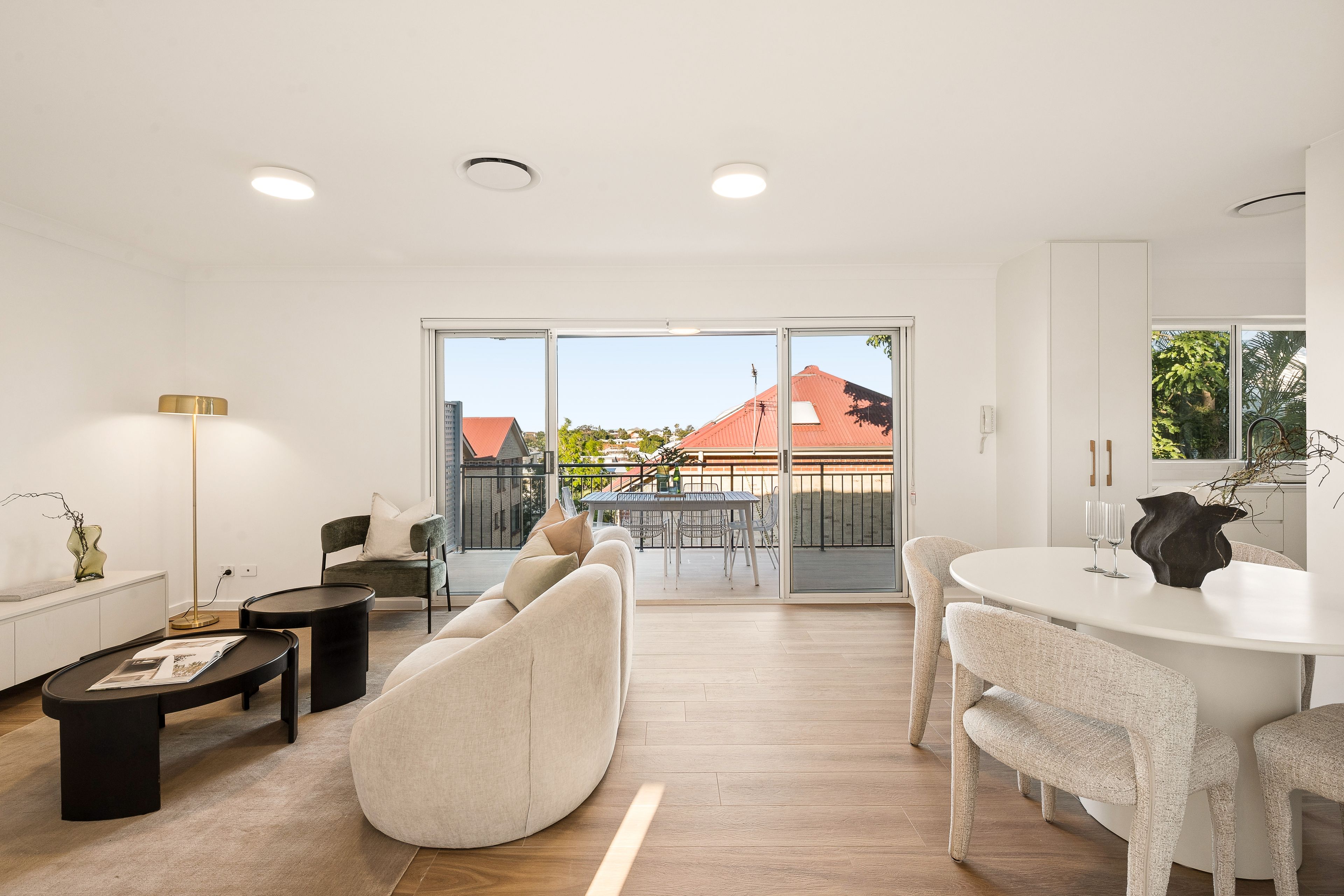 6/30 Miles Street — photo from Ray White Bulimba