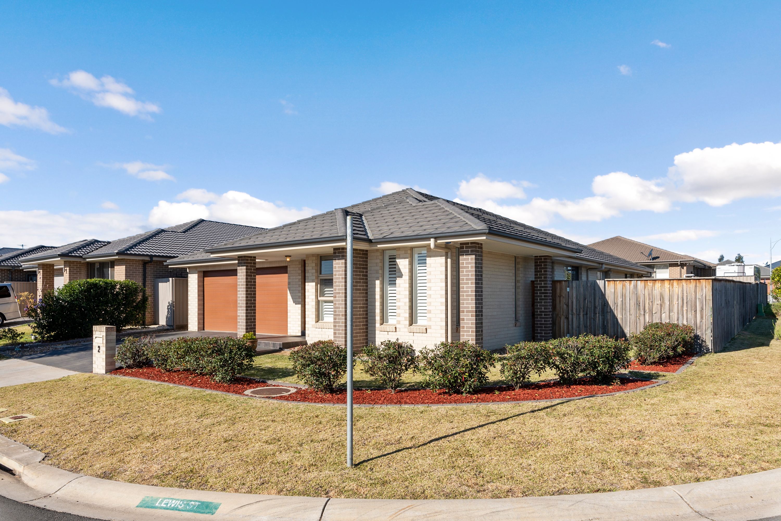 2 Lewis Street, Spring Farm, NSW 2570