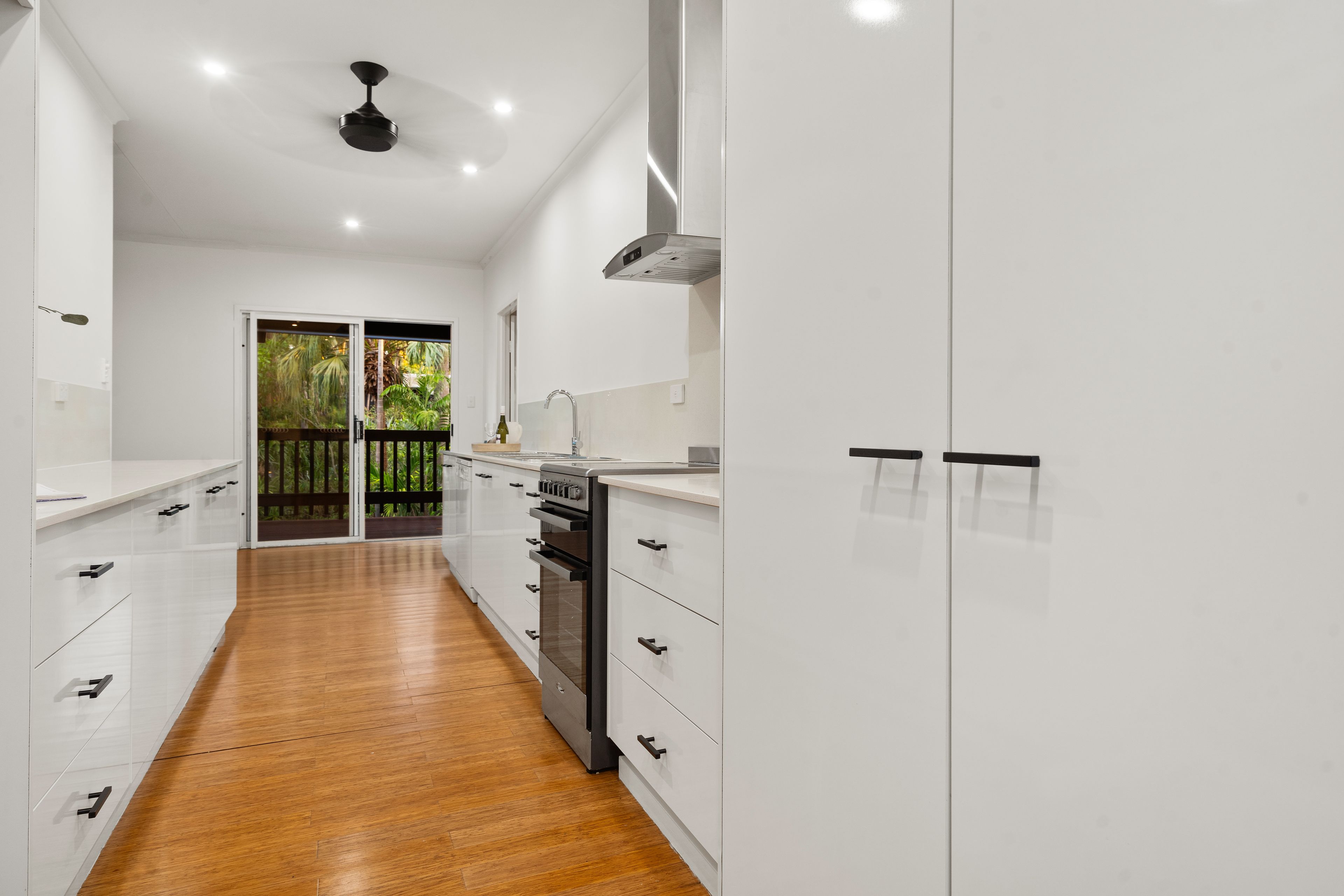 6 Thorpe Place — photo 9 of 30