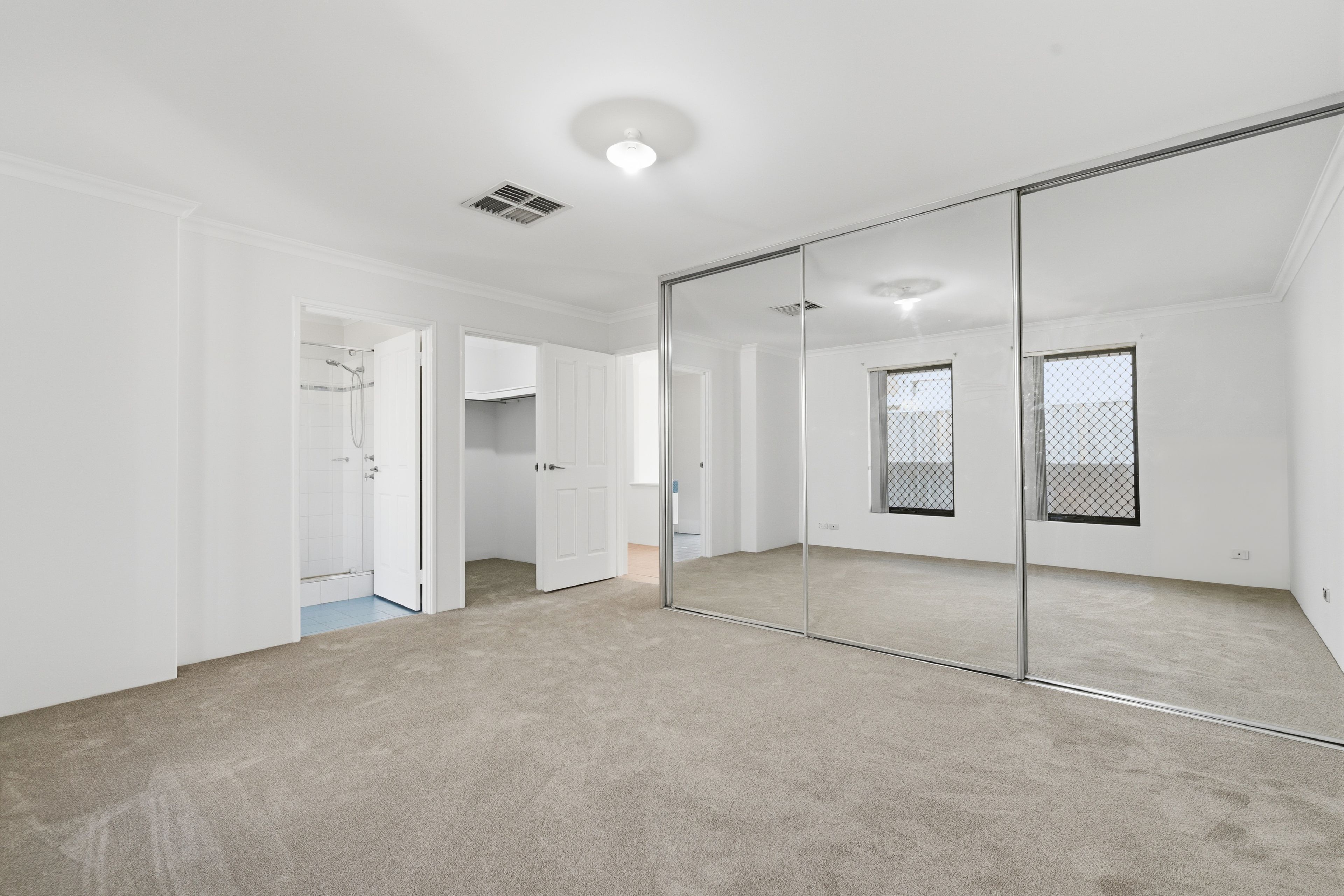 3/20 Johnson Street — photo 11 of 27