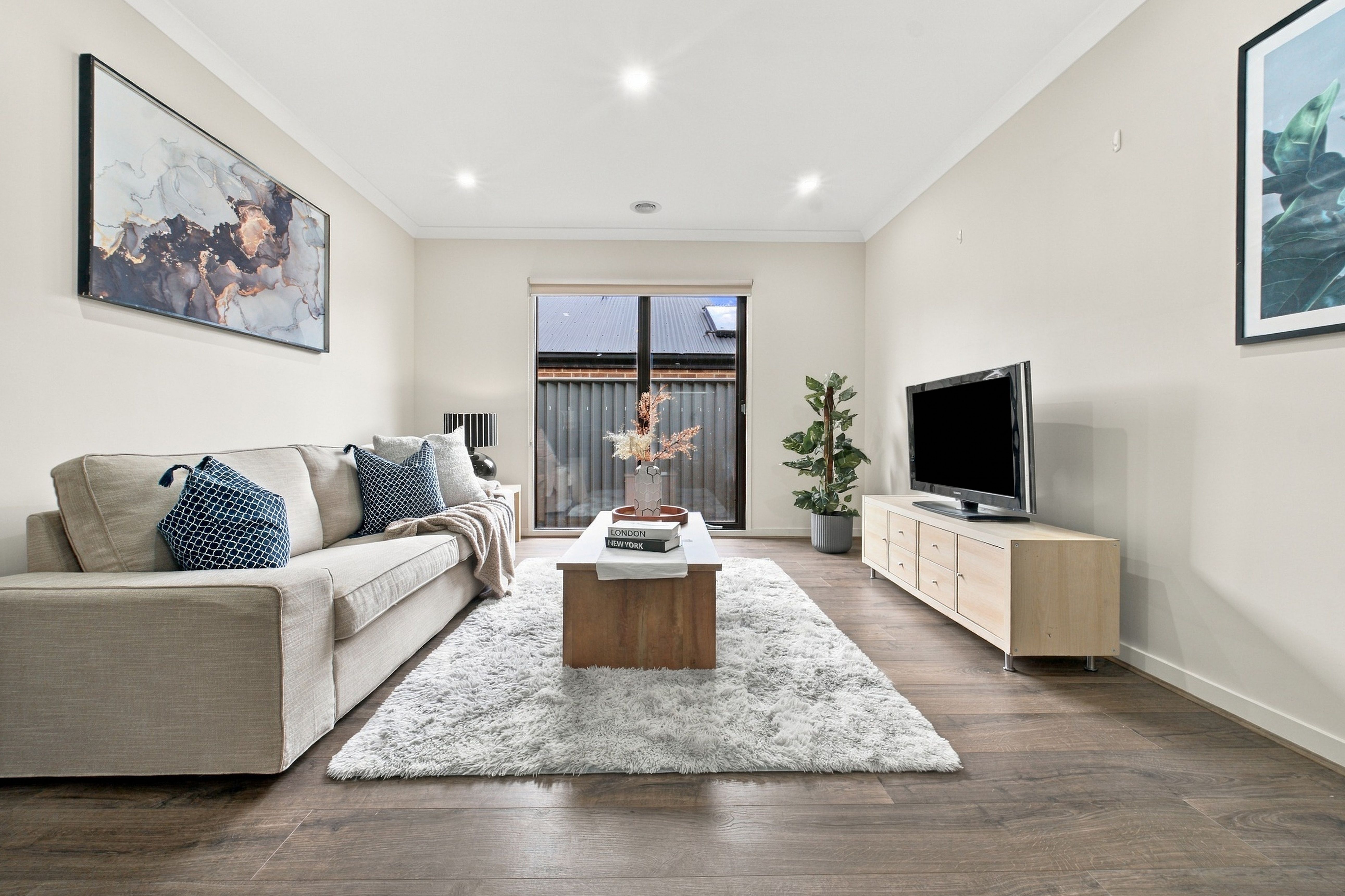 11 Murrayfield Street — photo 4 of 18
