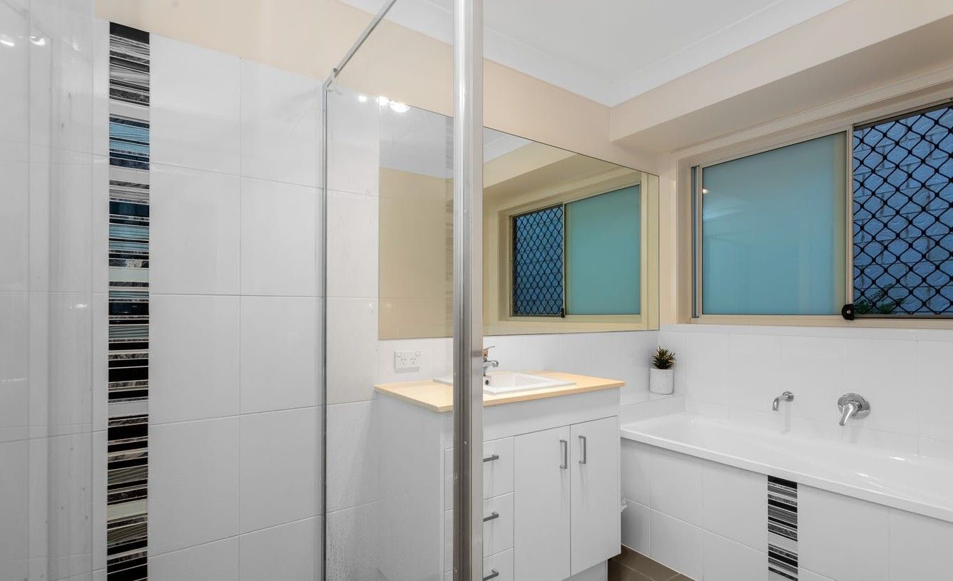 12 Bengal Street — photo 7 of 13