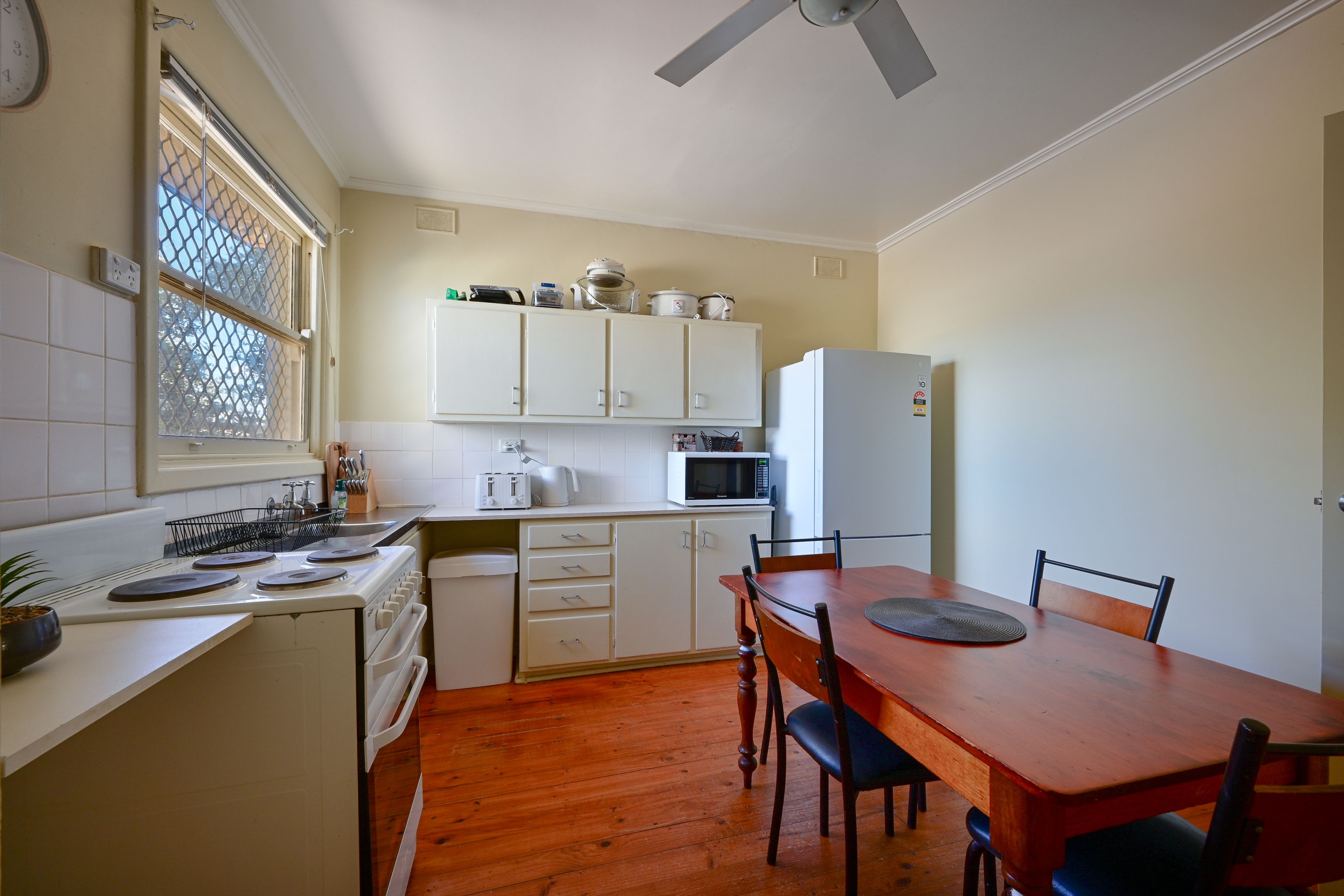 33 Patten Street — photo 8 of 11