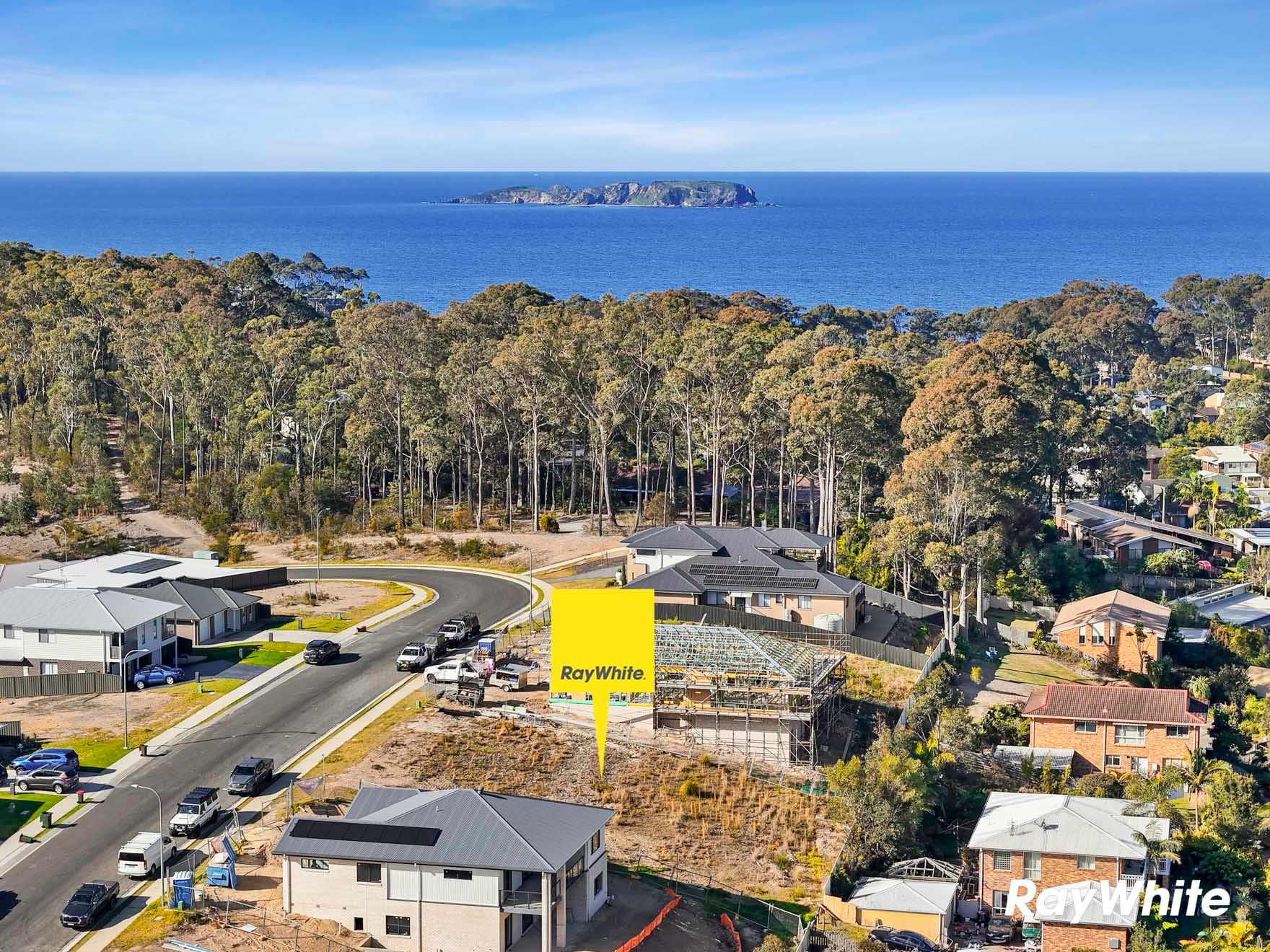 98 Freycinet Drive — photo 12 of 16