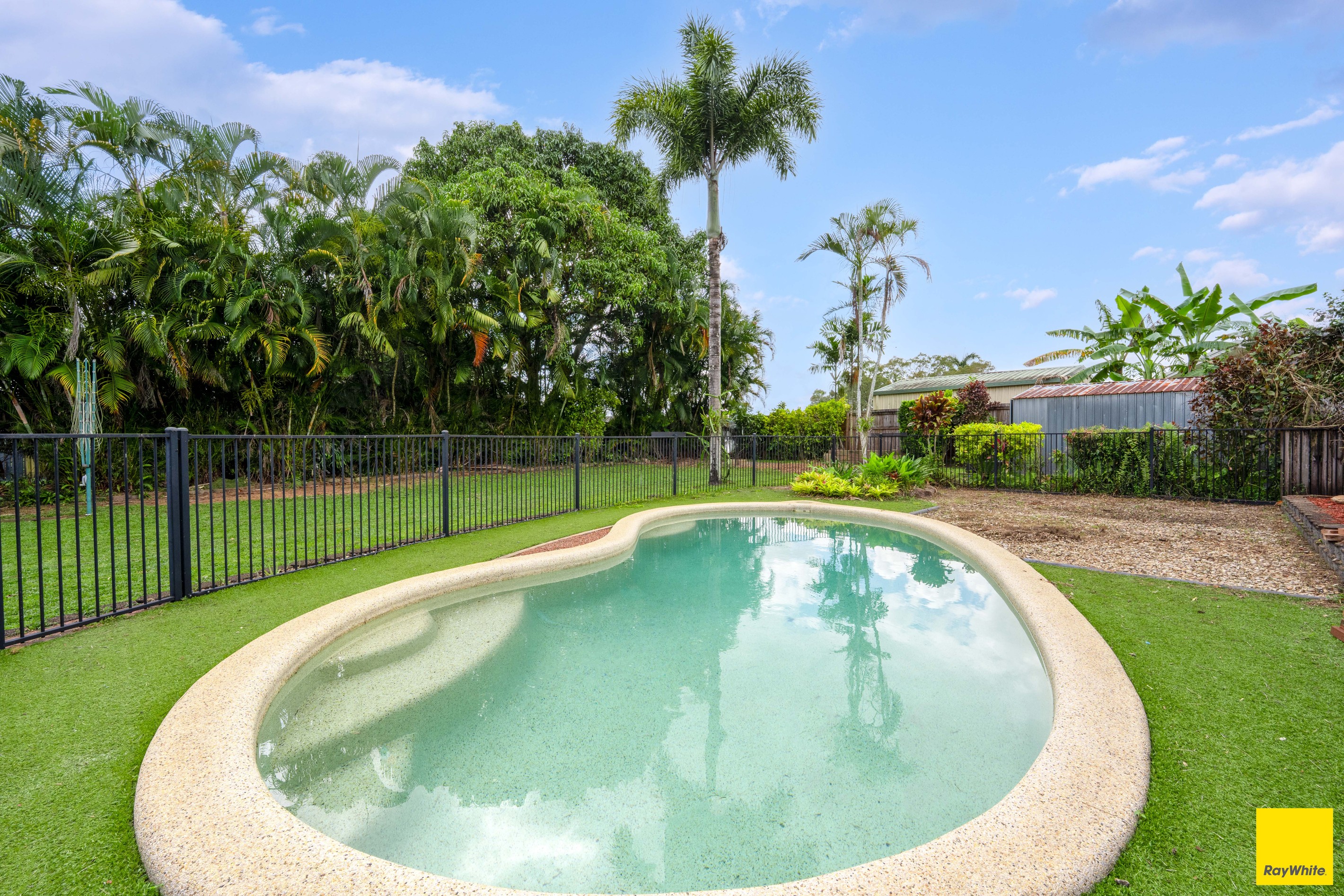 3 Blackbird Close, Bentley Park, QLD 4869