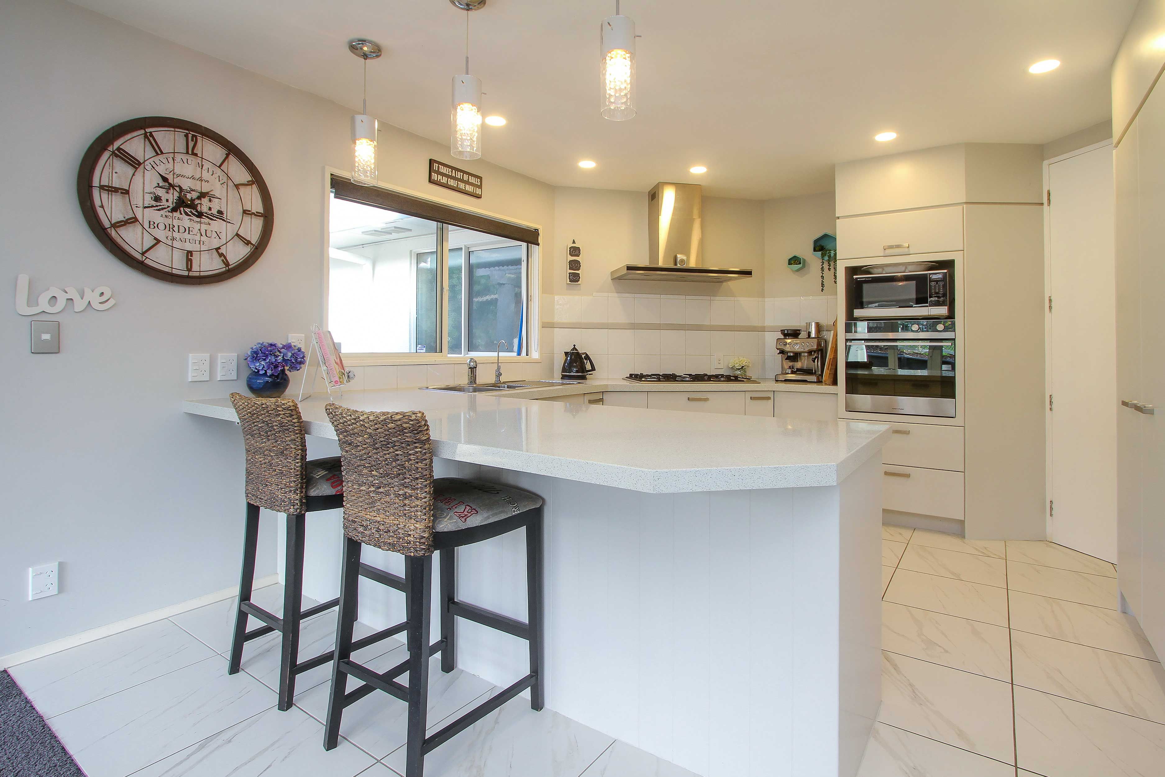 35 Serene Place, Gulf Harbour, Rodney