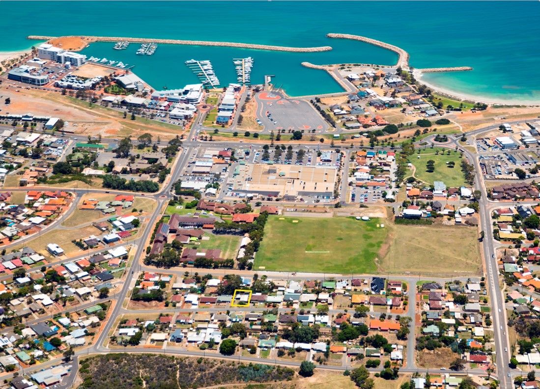 11 Albert Street, Geraldton, WA 6530