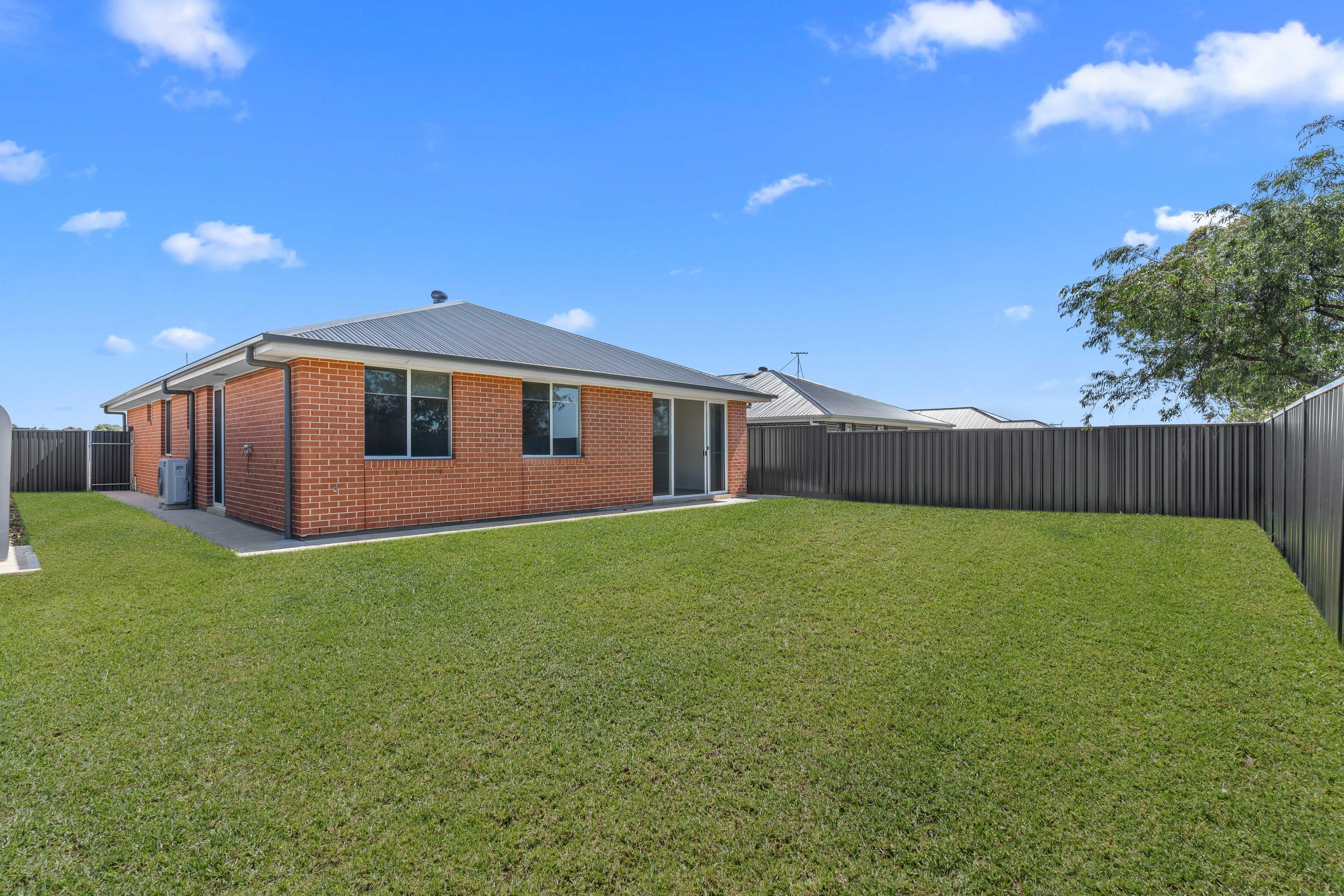 41 Vista Way, Murray Bridge, SA 5253 - Leased House - Ray White ...