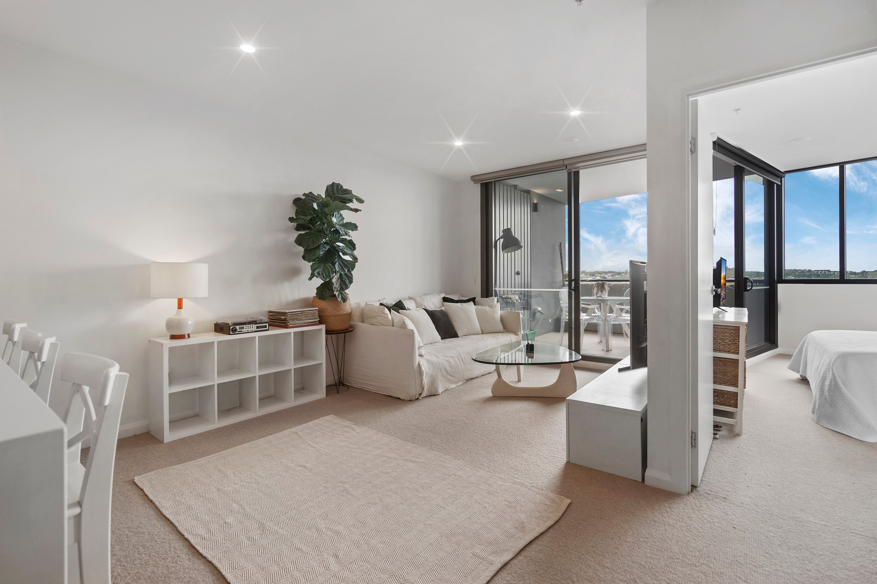 11409/300 Old Cleveland Road, Coorparoo, QLD 4151