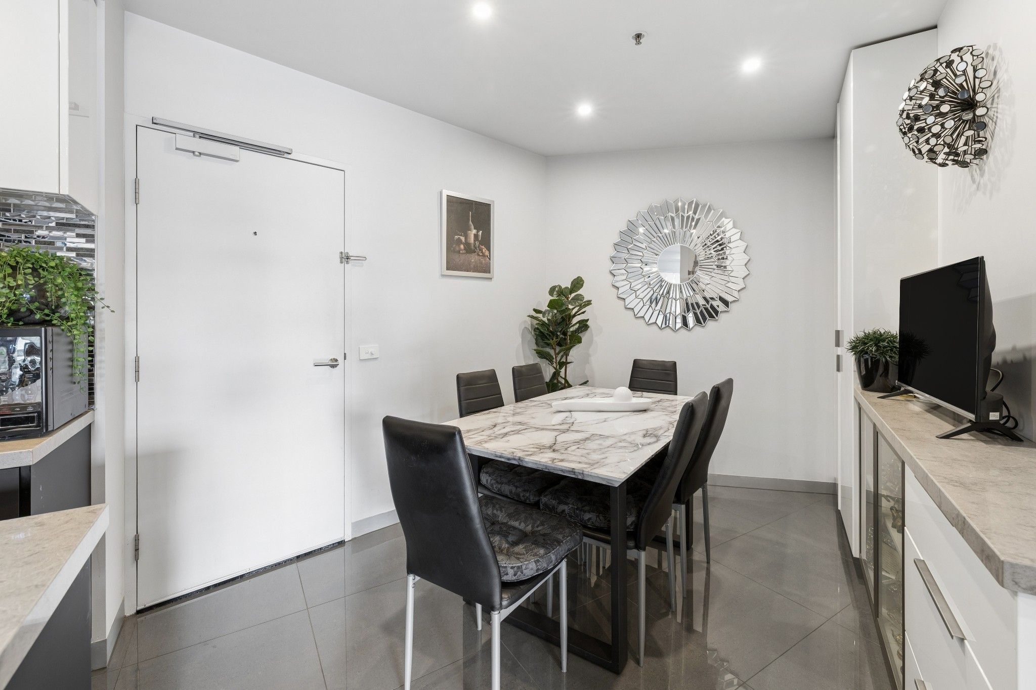 2105/109 Clarendon Street — photo 5 of 16