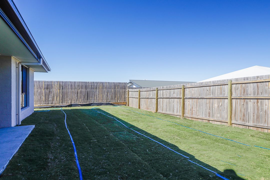 27 Biron Street — photo 11 of 11