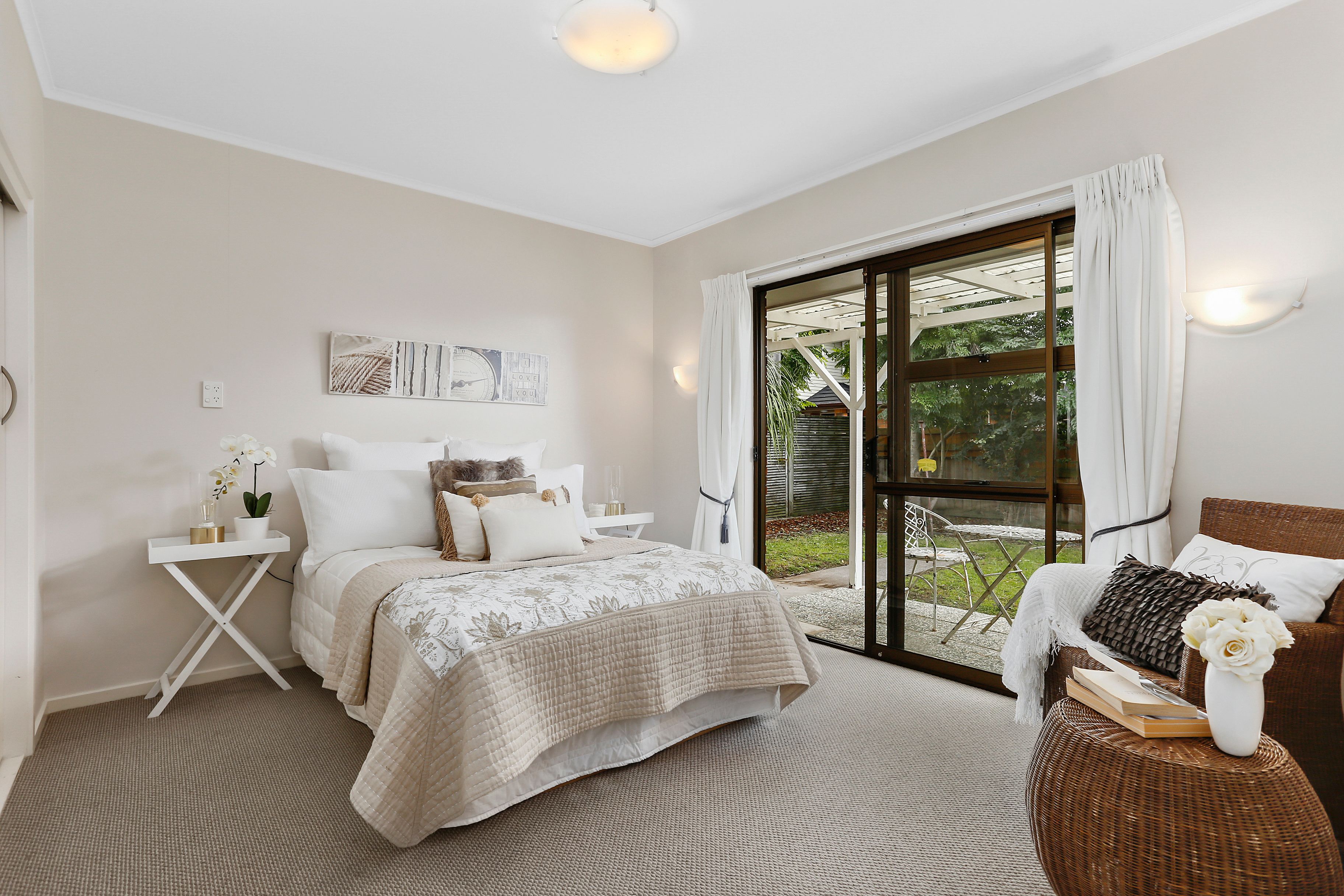 1/27 Eastern Beach Road, Bucklands Beach, Manukau City