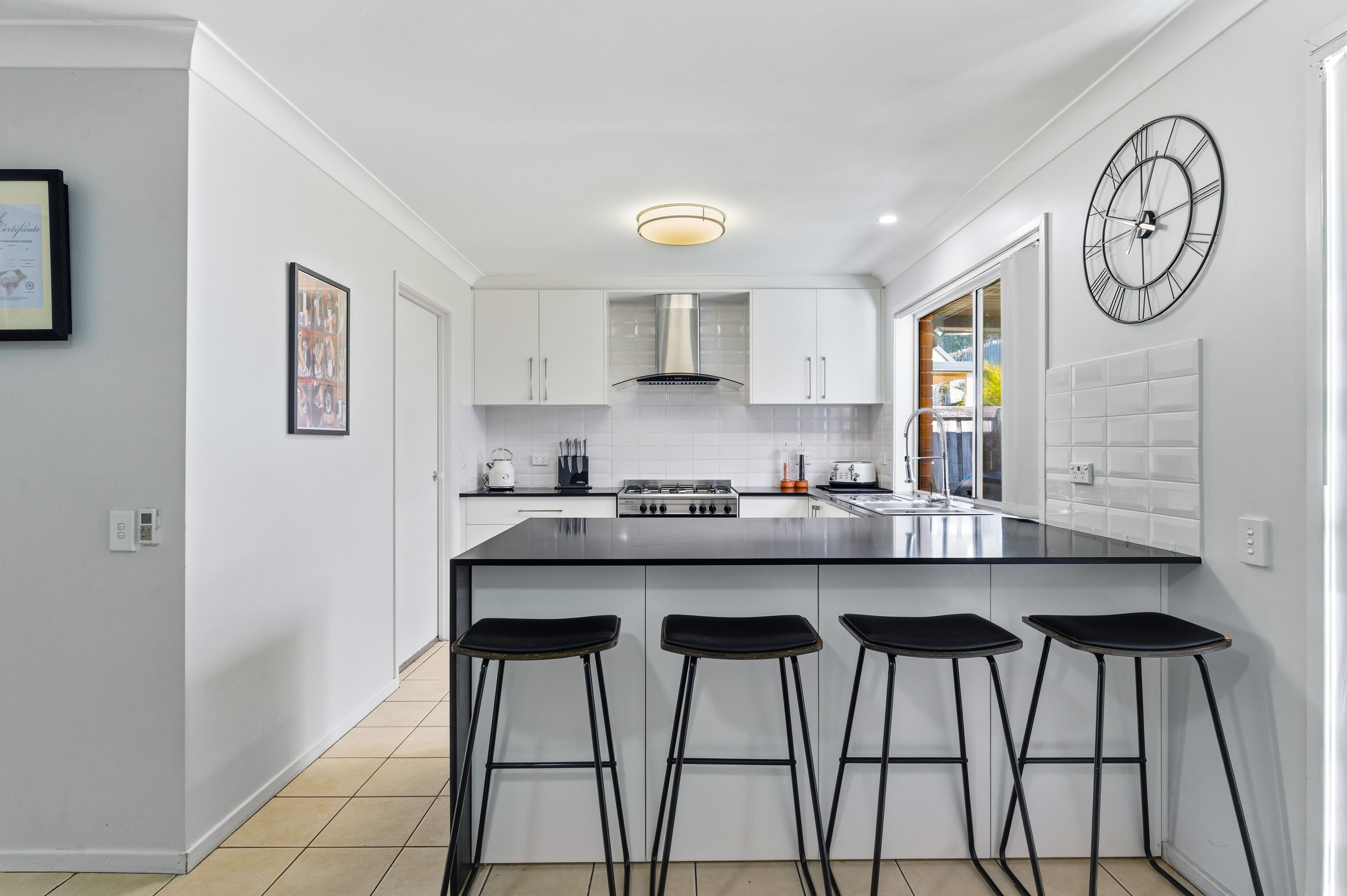 3 Scarr Cottage Place — photo 4 of 12