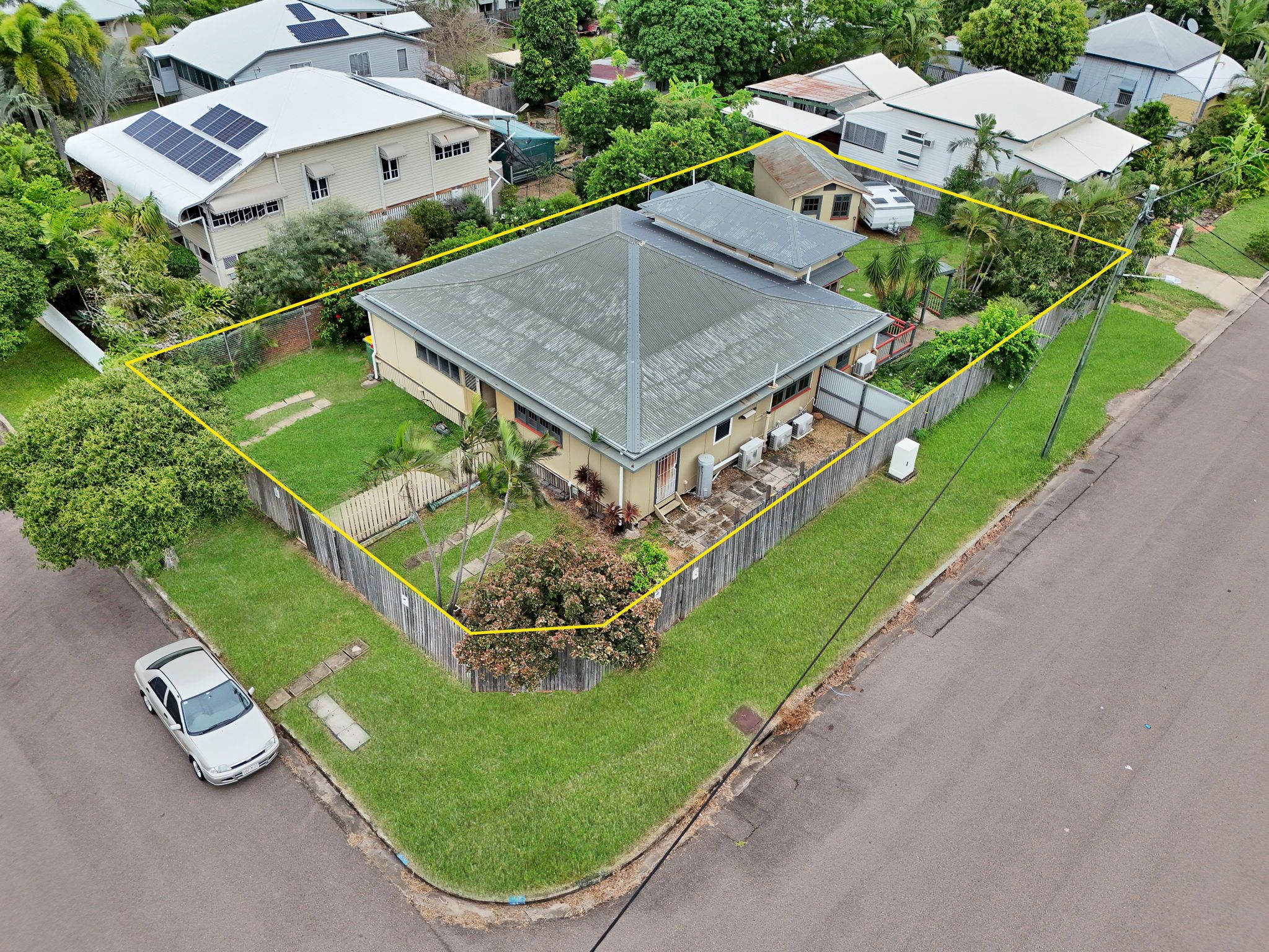 18 Church Street, West End QLD 4810