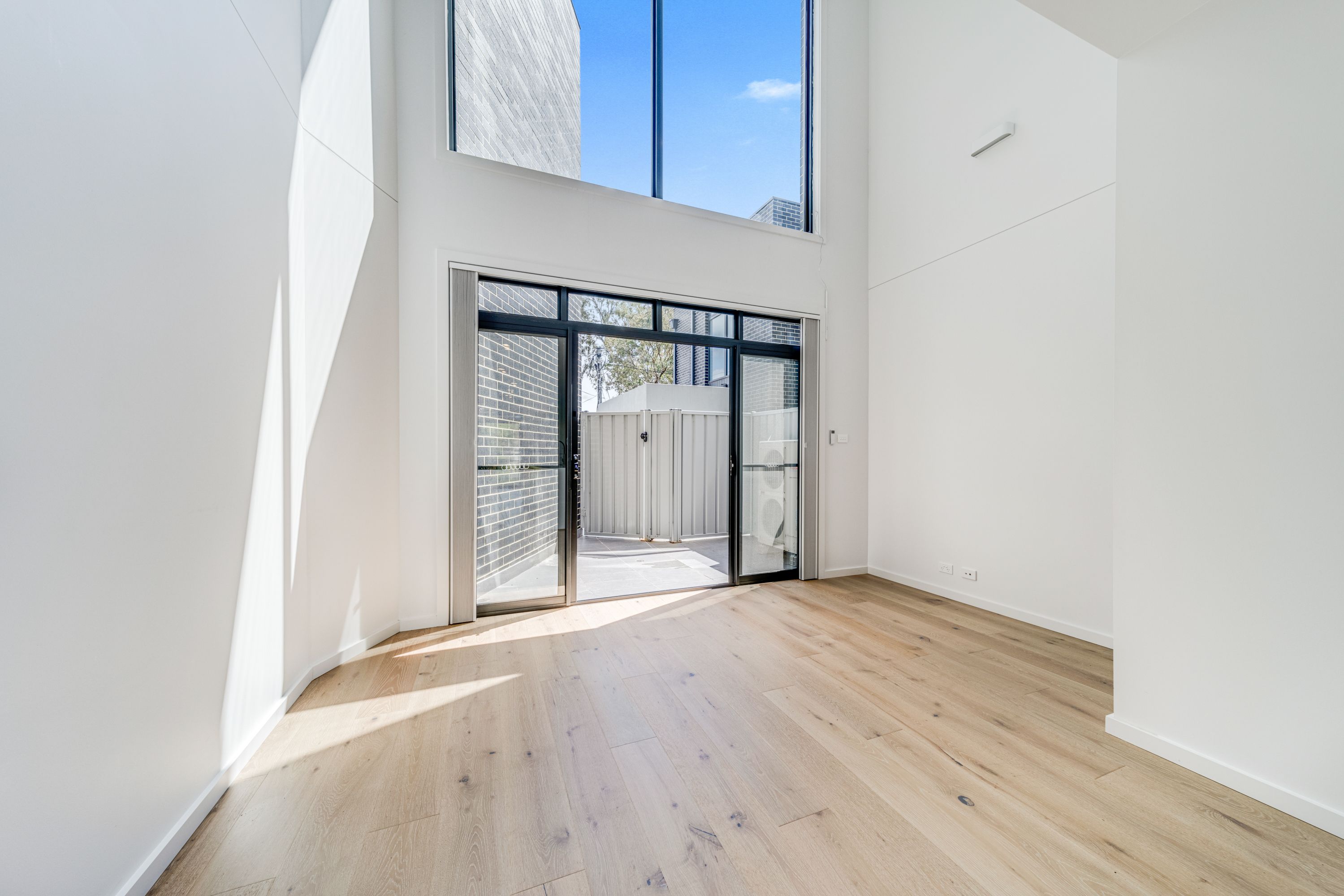 2/4 Berrigan Crescent, O'Connor, ACT 2602